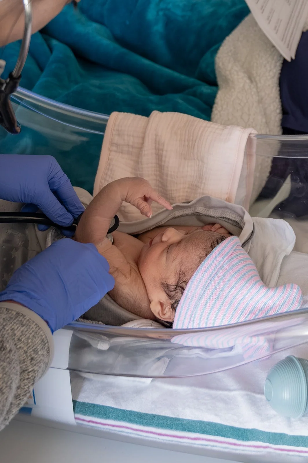 RaePhoto_Jan15_26_Kim_Johnny_Birth_66.jpg