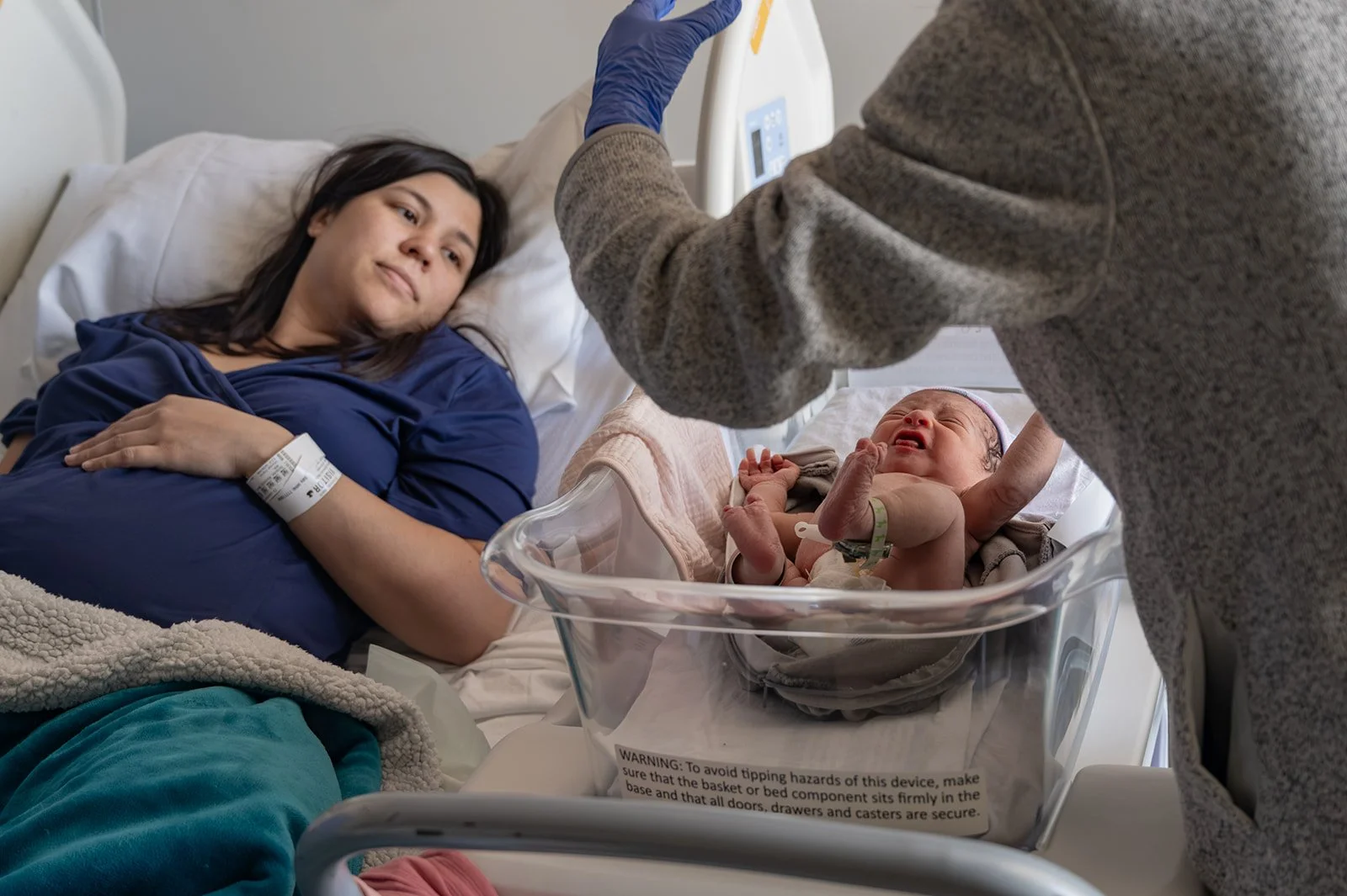 RaePhoto_Jan15_26_Kim_Johnny_Birth_71.jpg