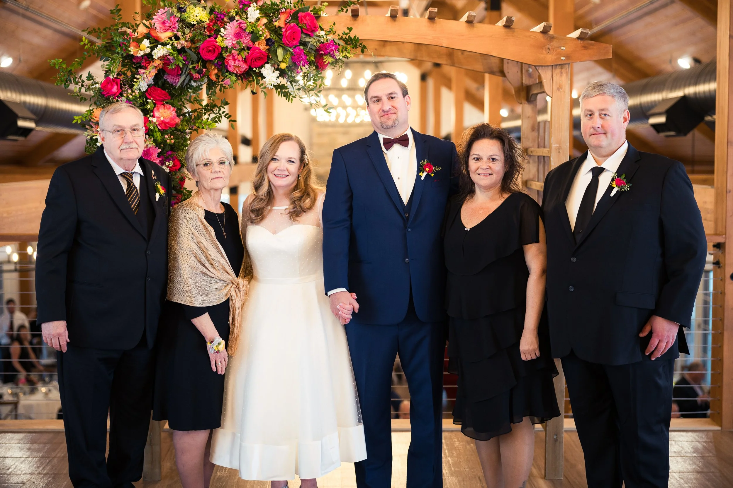 Owls-Nest-Thornton-NH-wedding-Brown-111123-HRZ-167.jpg