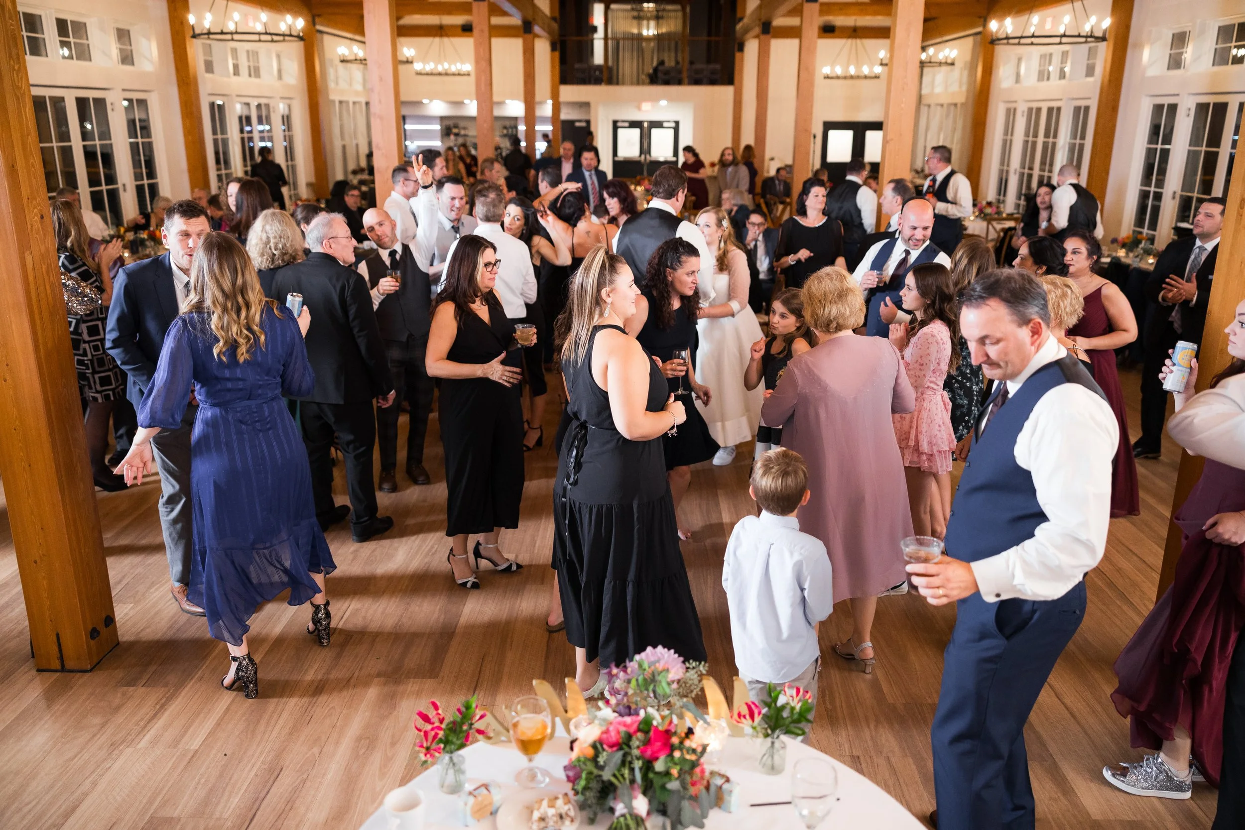 Owls-Nest-Thornton-NH-wedding-Brown-111123-HRZ-456.jpg