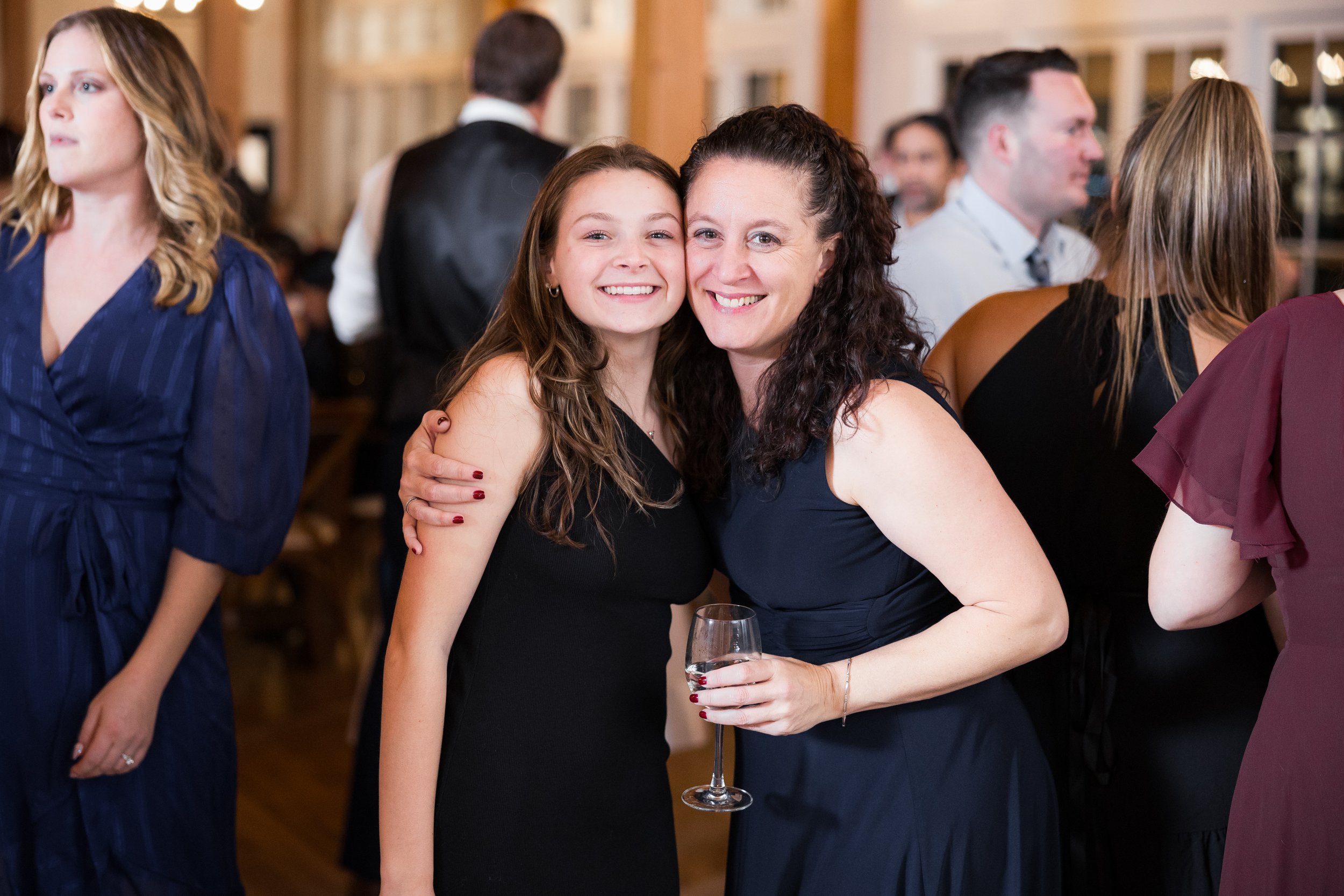 Owls-Nest-Thornton-NH-wedding-Brown-111123-HRZ-458.jpg