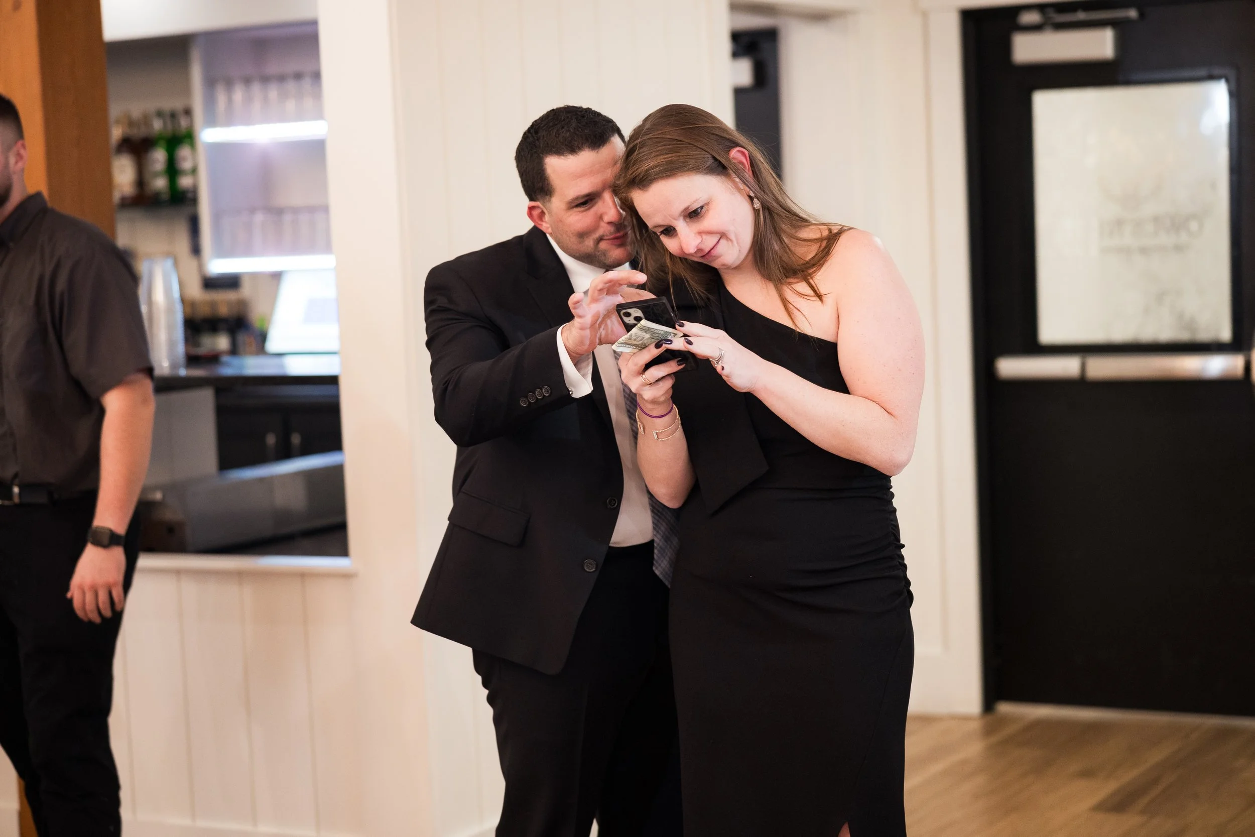 Owls-Nest-Thornton-NH-wedding-Brown-111123-HRZ-383.jpg