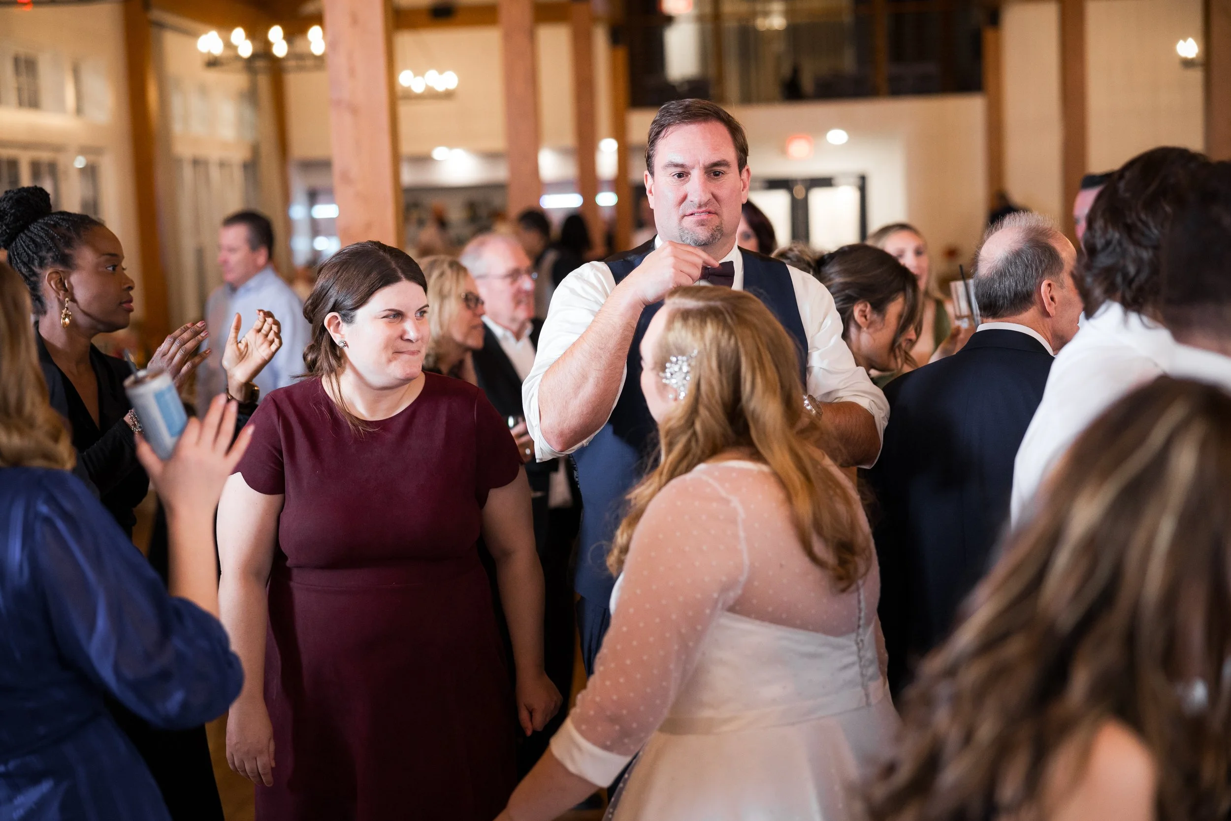 Owls-Nest-Thornton-NH-wedding-Brown-111123-HRZ-447.jpg