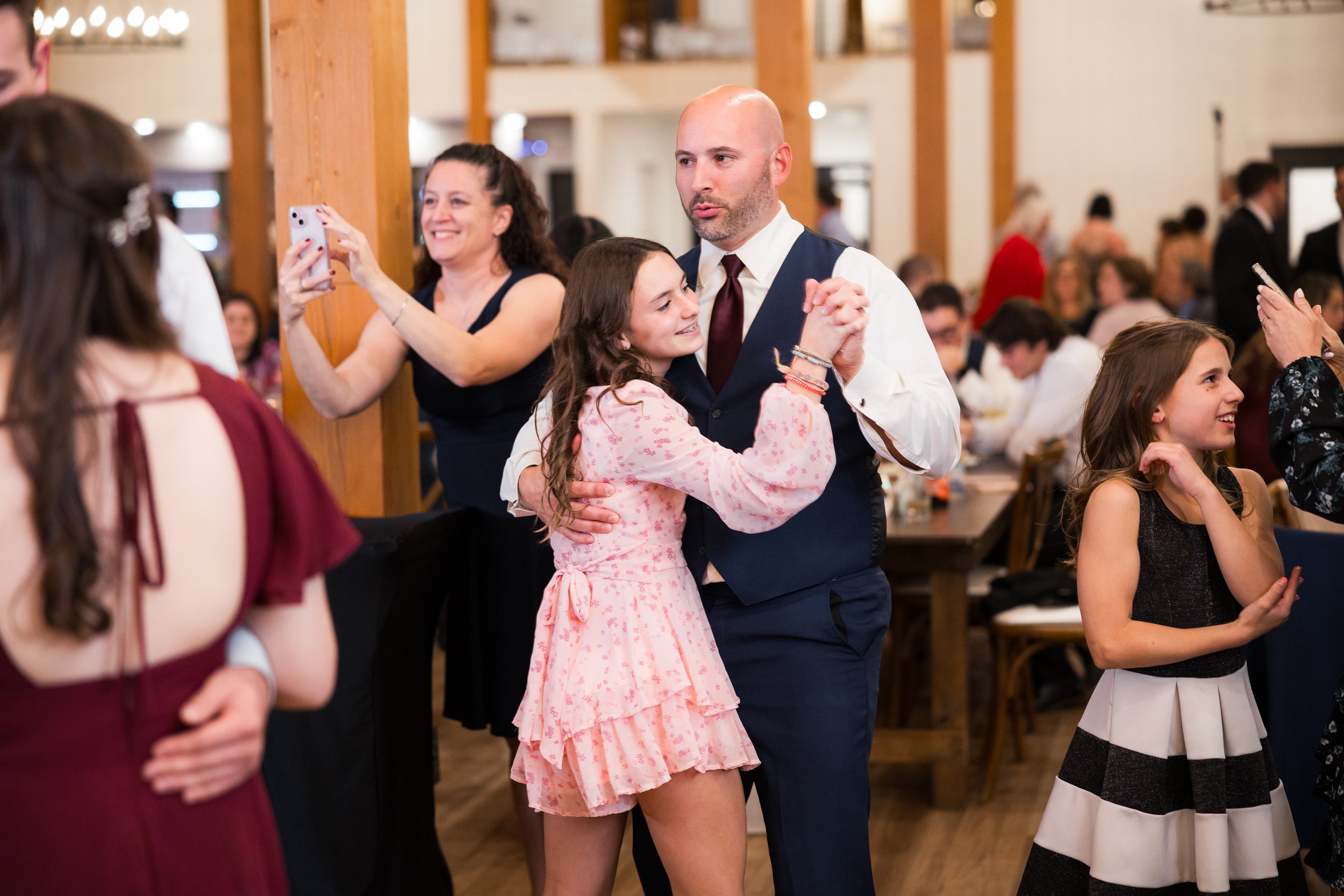 Owls-Nest-Thornton-NH-wedding-Brown-111123-HRZ-437.jpg