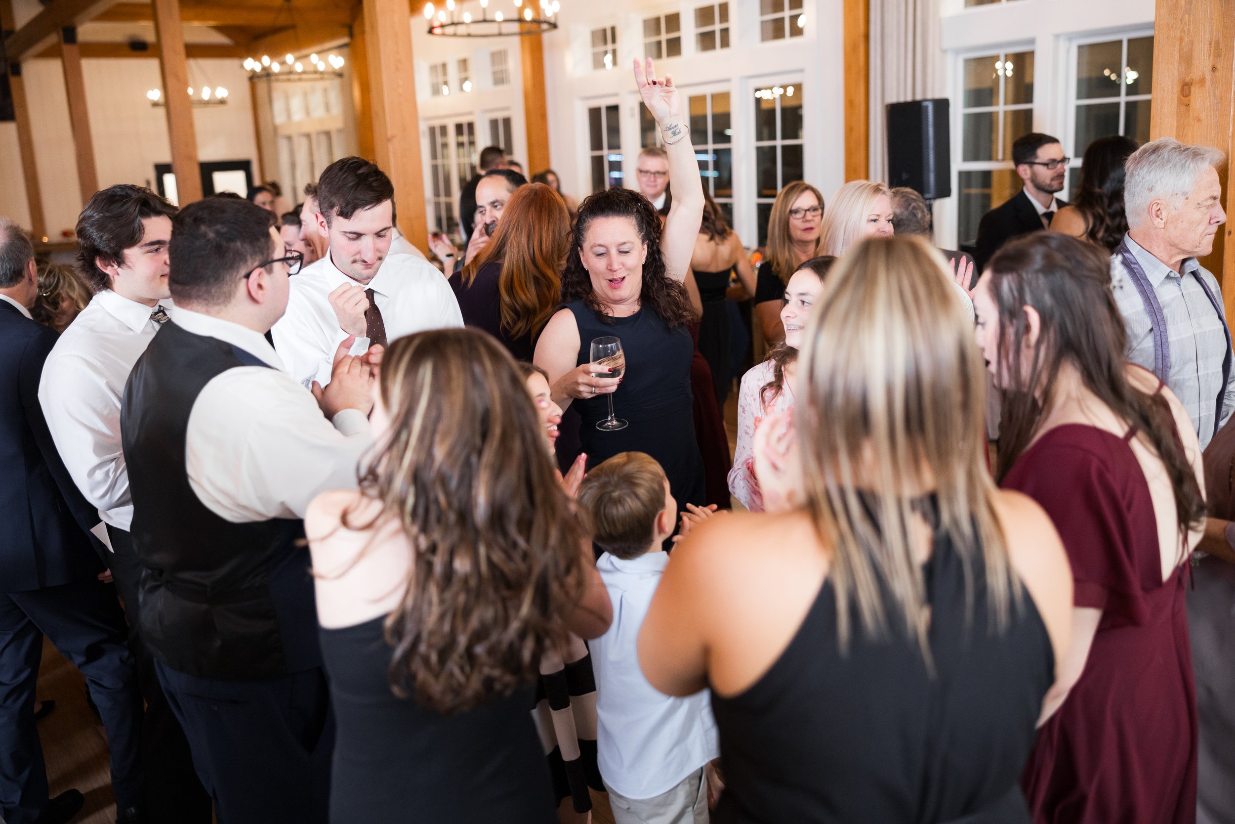 Owls-Nest-Thornton-NH-wedding-Brown-111123-HRZ-446.jpg