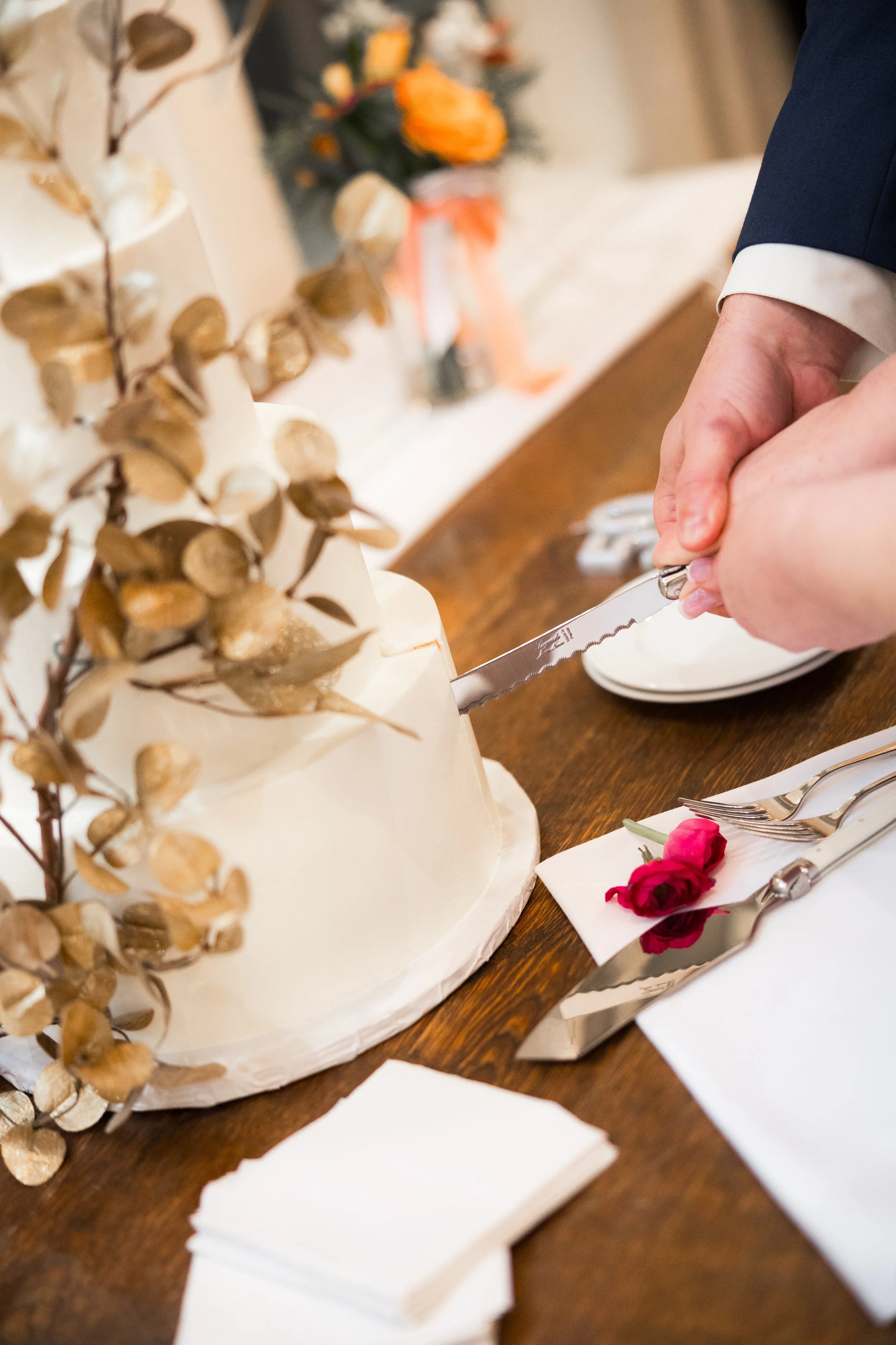 Owls-Nest-Thornton-NH-wedding-Brown-111123-HRZ-386.jpg