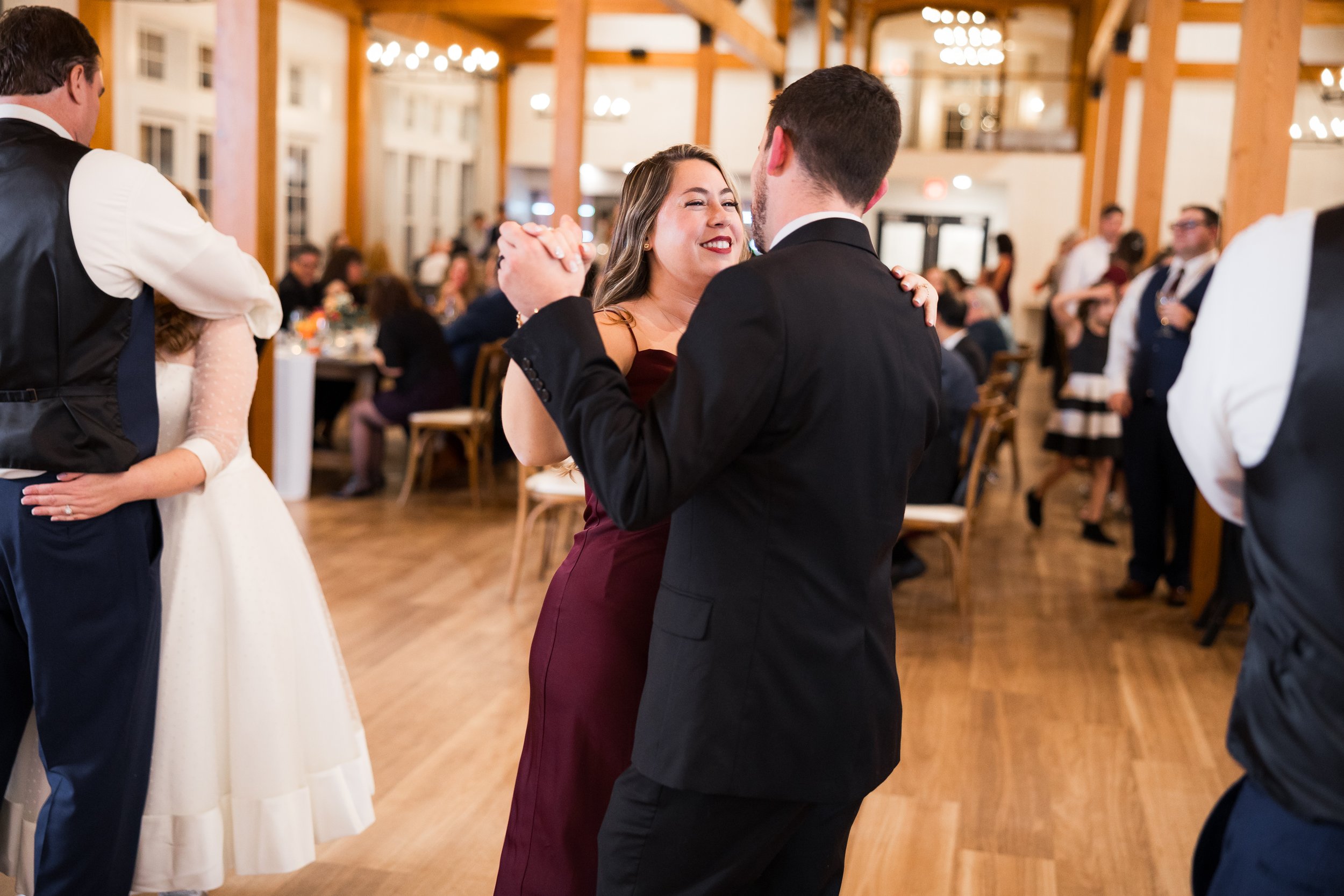 Owls-Nest-Thornton-NH-wedding-Brown-111123-HRZ-427.jpg