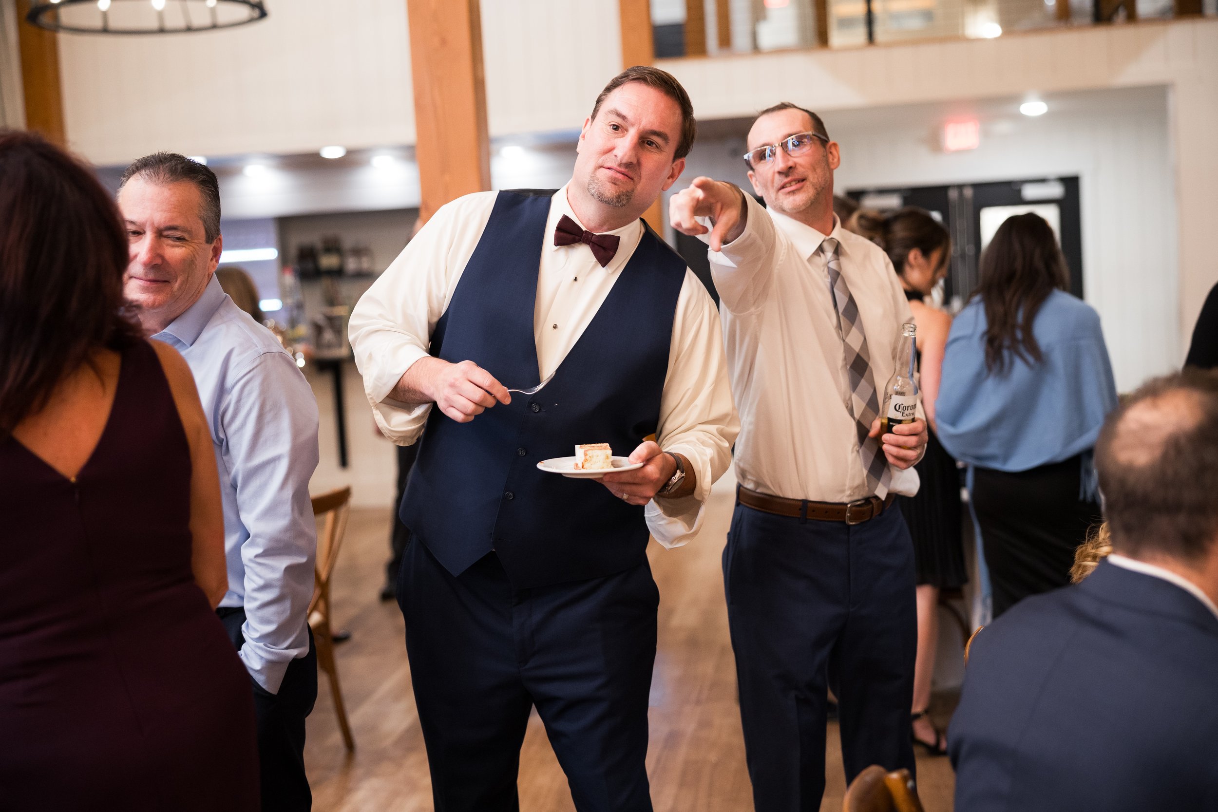 Owls-Nest-Thornton-NH-wedding-Brown-111123-HRZ-421.jpg