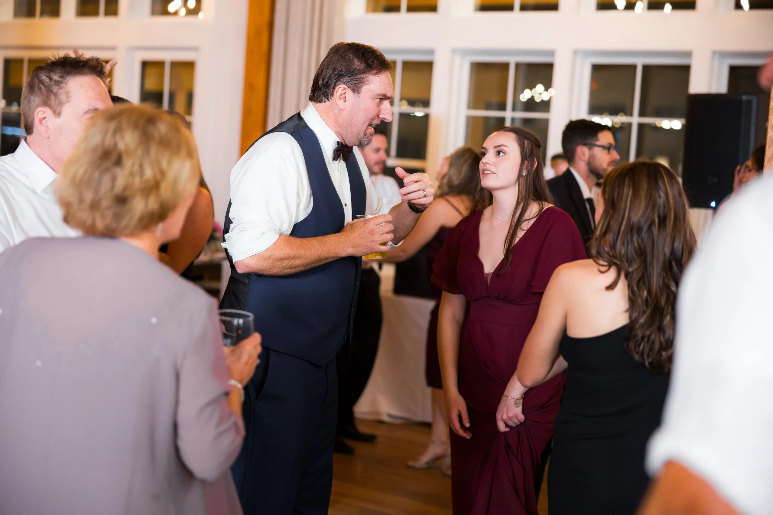 Owls-Nest-Thornton-NH-wedding-Brown-111123-HRZ-467.jpg