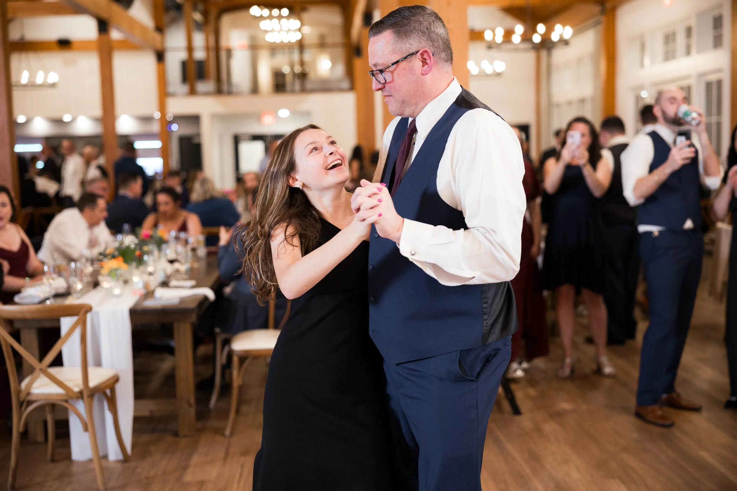 Owls-Nest-Thornton-NH-wedding-Brown-111123-HRZ-410.jpg