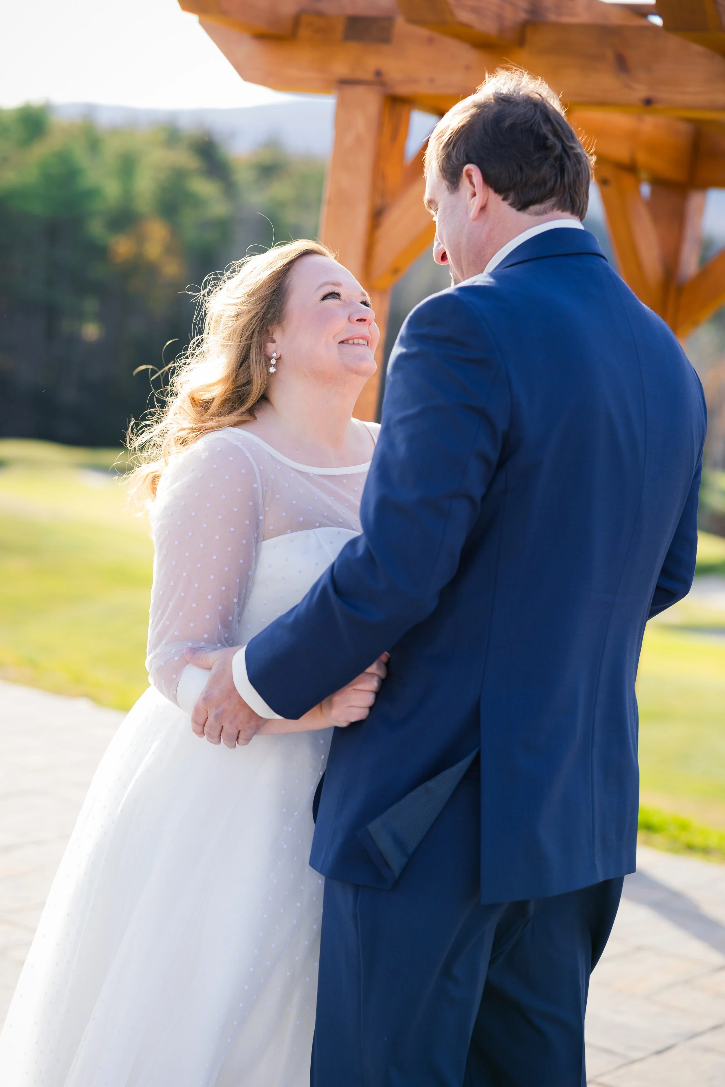 Owls-Nest-Thornton-NH-wedding-Brown-111123-HRZ-99.jpg