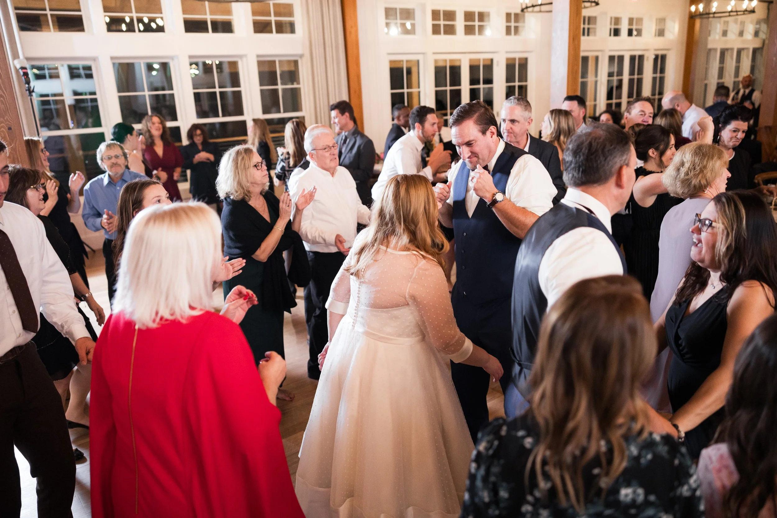 Owls-Nest-Thornton-NH-wedding-Brown-111123-HRZ-480.jpg