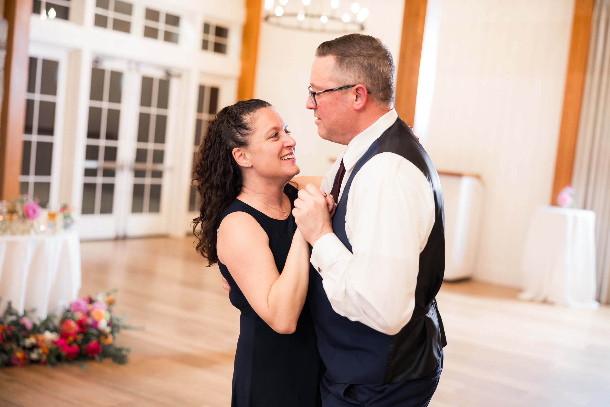 Owls-Nest-Thornton-NH-wedding-Brown-111123-HRZ-401.jpg