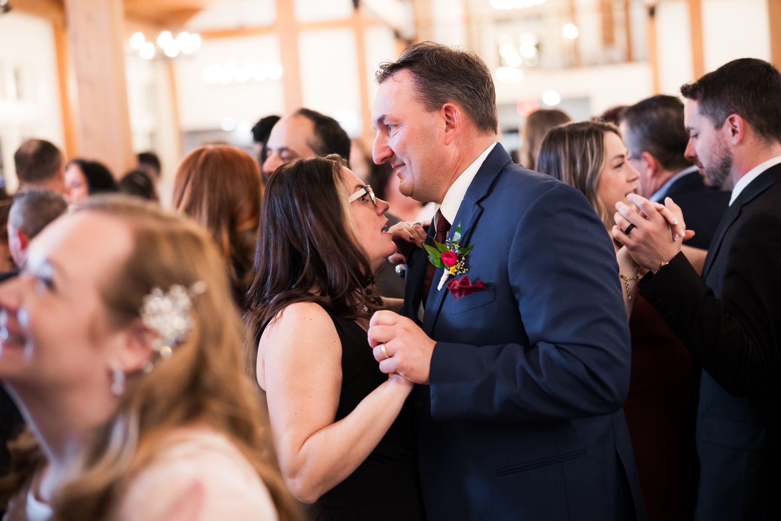 Owls-Nest-Thornton-NH-wedding-Brown-111123-HRZ-327.jpg