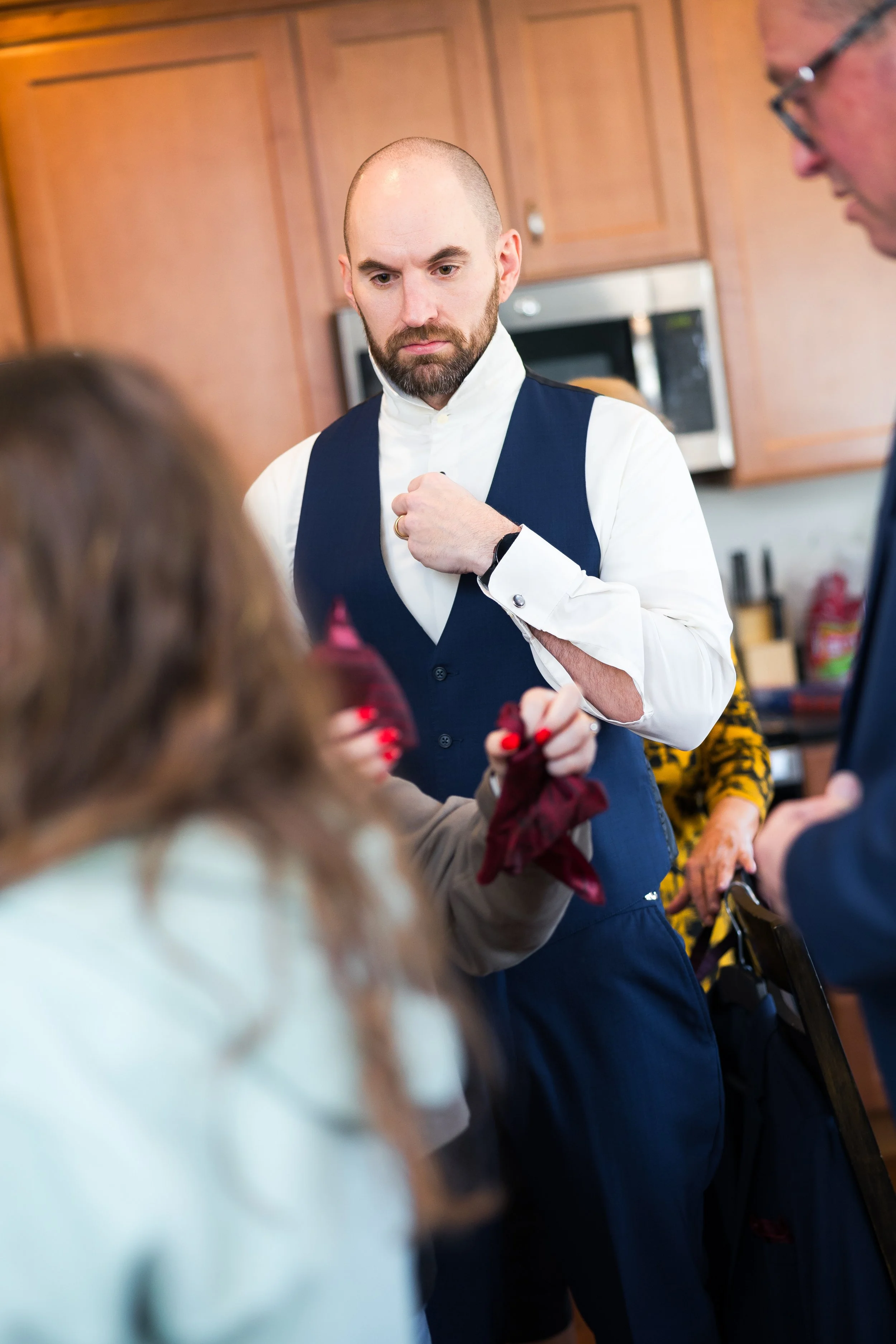 Owls-Nest-Thornton-NH-wedding-Brown-111123-HRZ-5.jpg