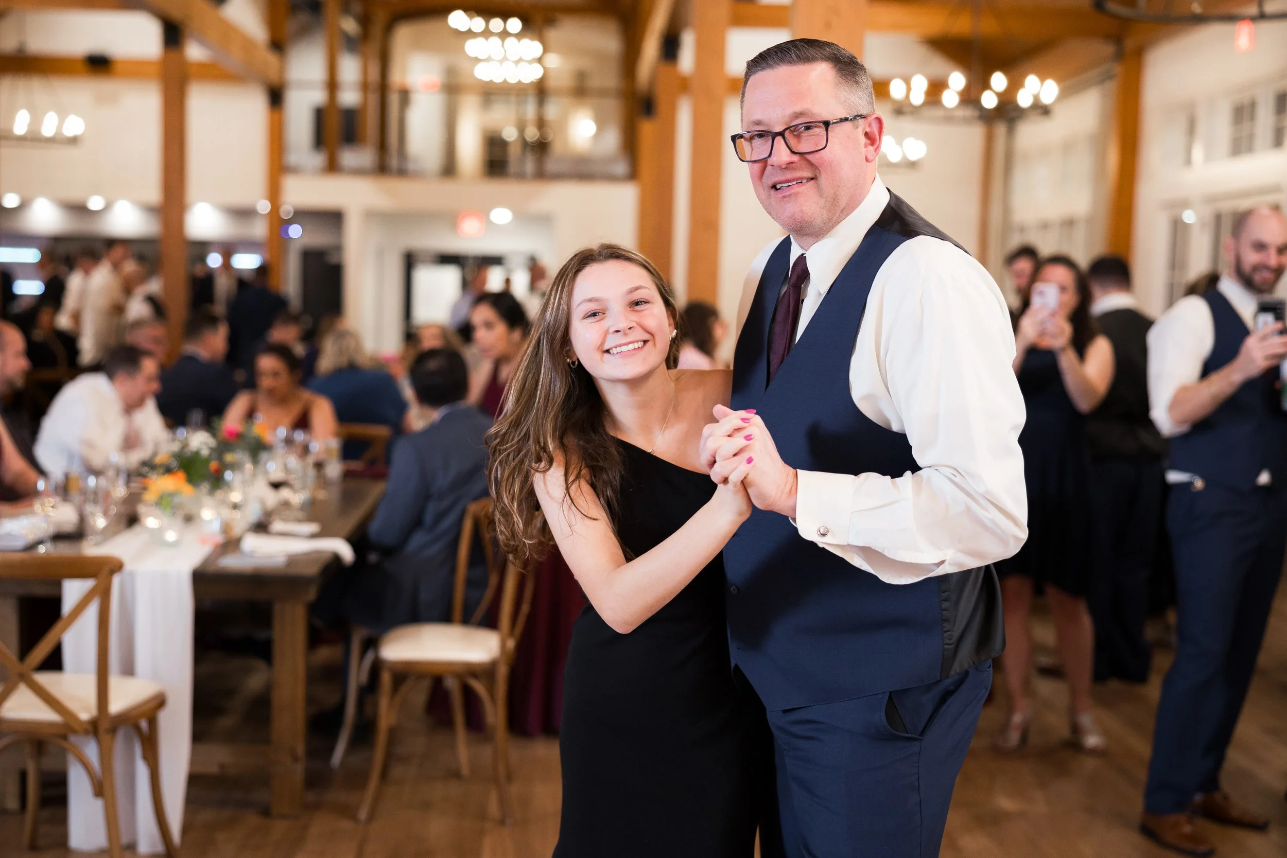 Owls-Nest-Thornton-NH-wedding-Brown-111123-HRZ-411.jpg