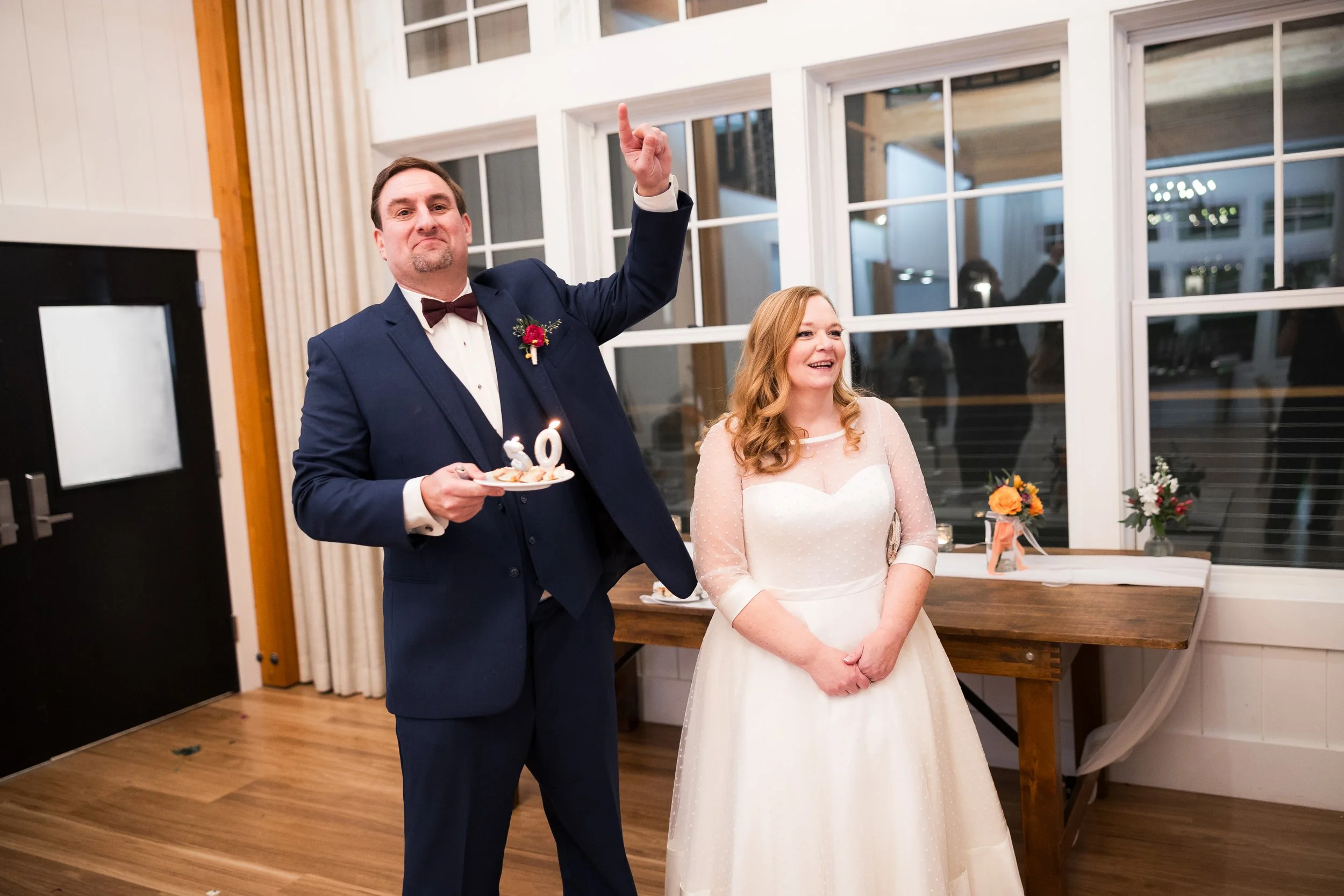 Owls-Nest-Thornton-NH-wedding-Brown-111123-HRZ-397.jpg