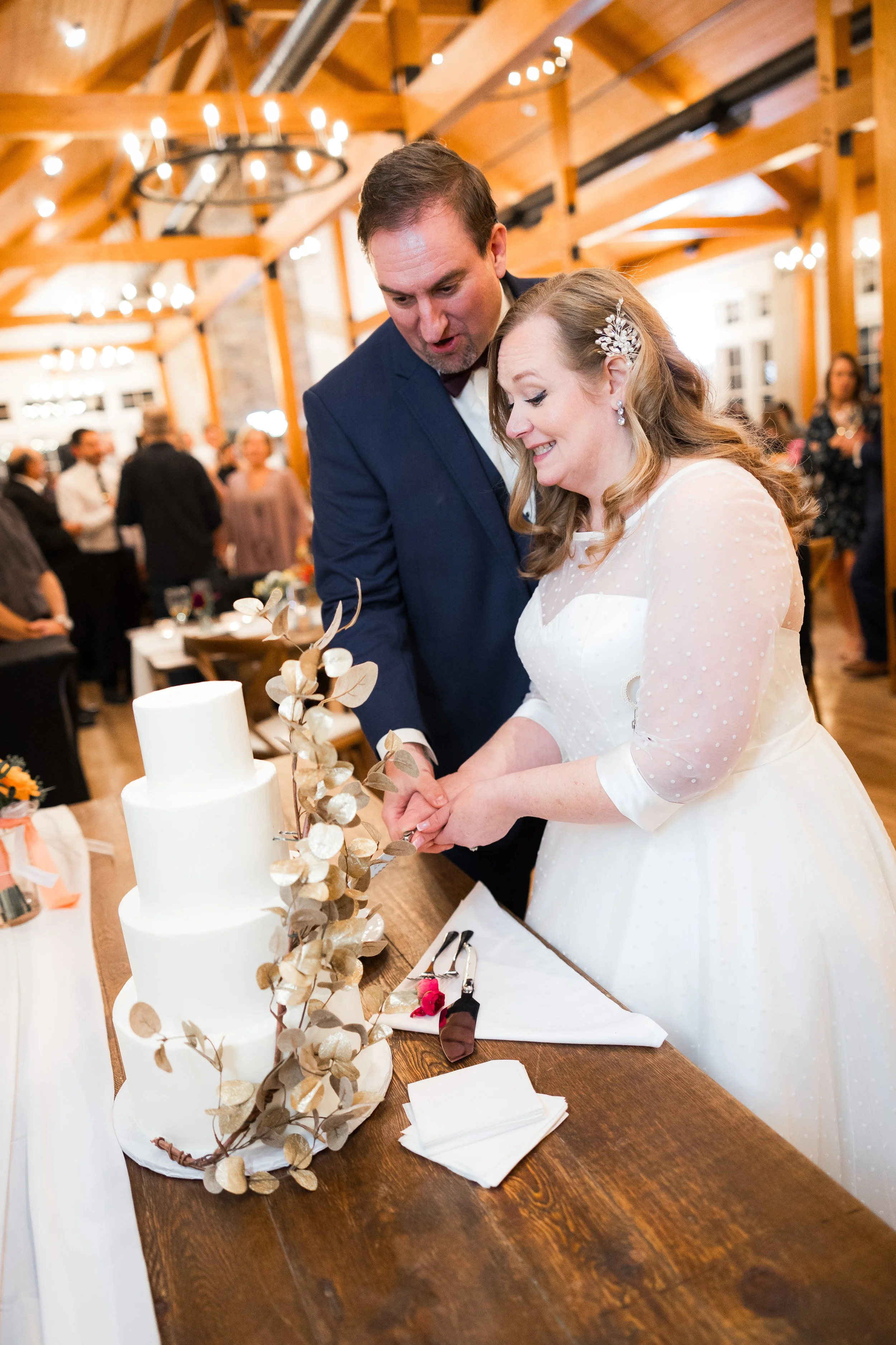 Owls-Nest-Thornton-NH-wedding-Brown-111123-HRZ-384.jpg