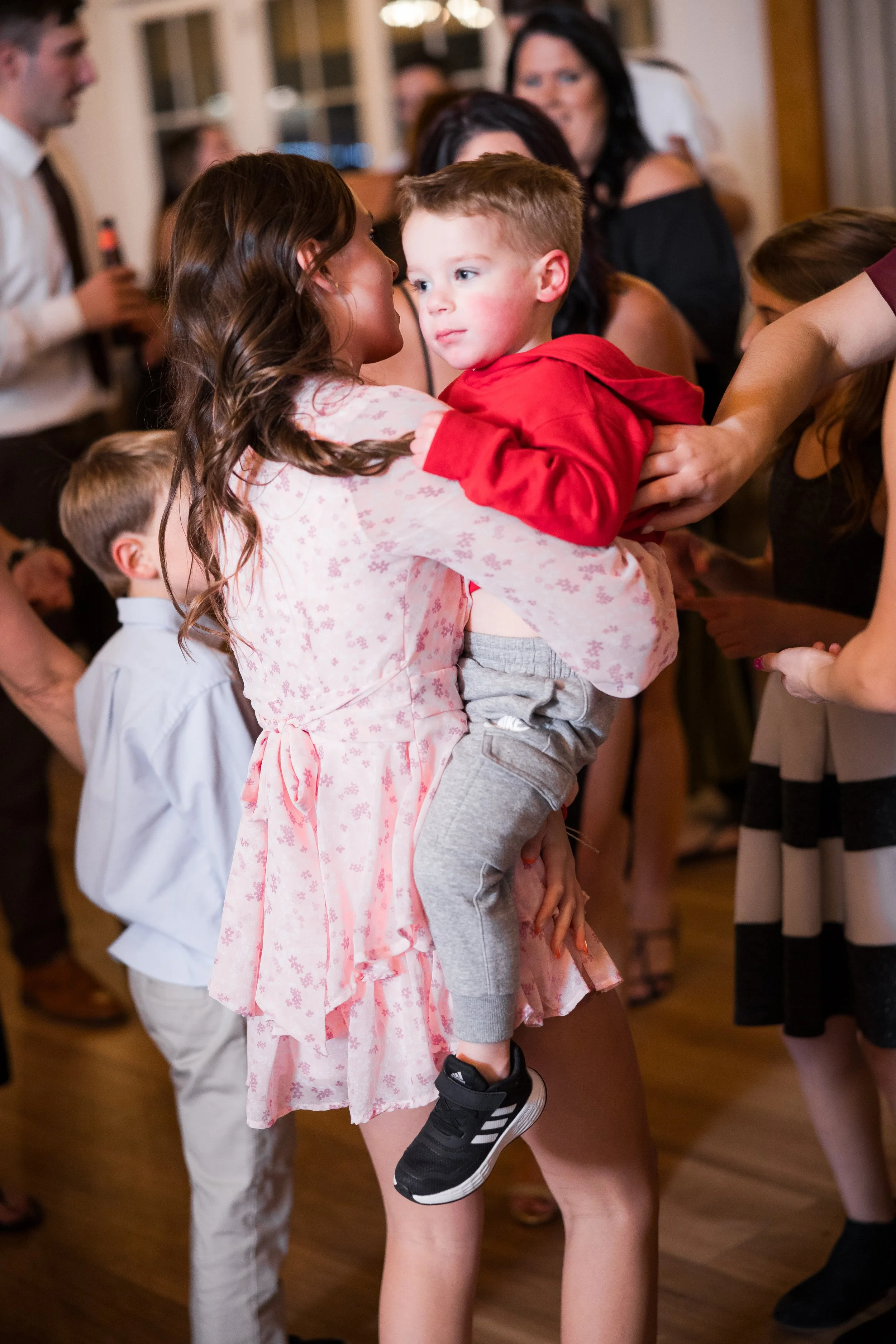 Owls-Nest-Thornton-NH-wedding-Brown-111123-HRZ-471.jpg