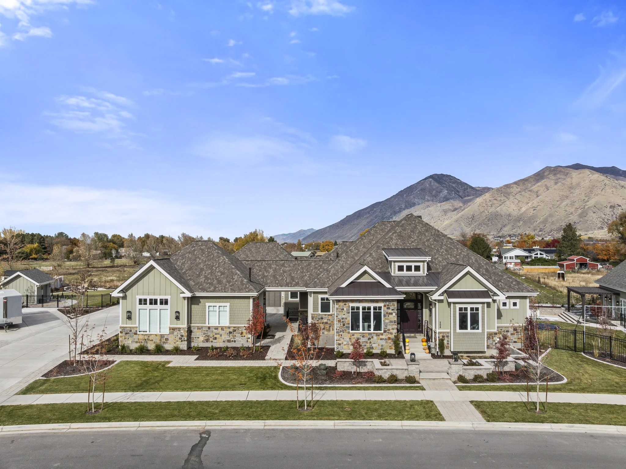 Mapleton MountainView