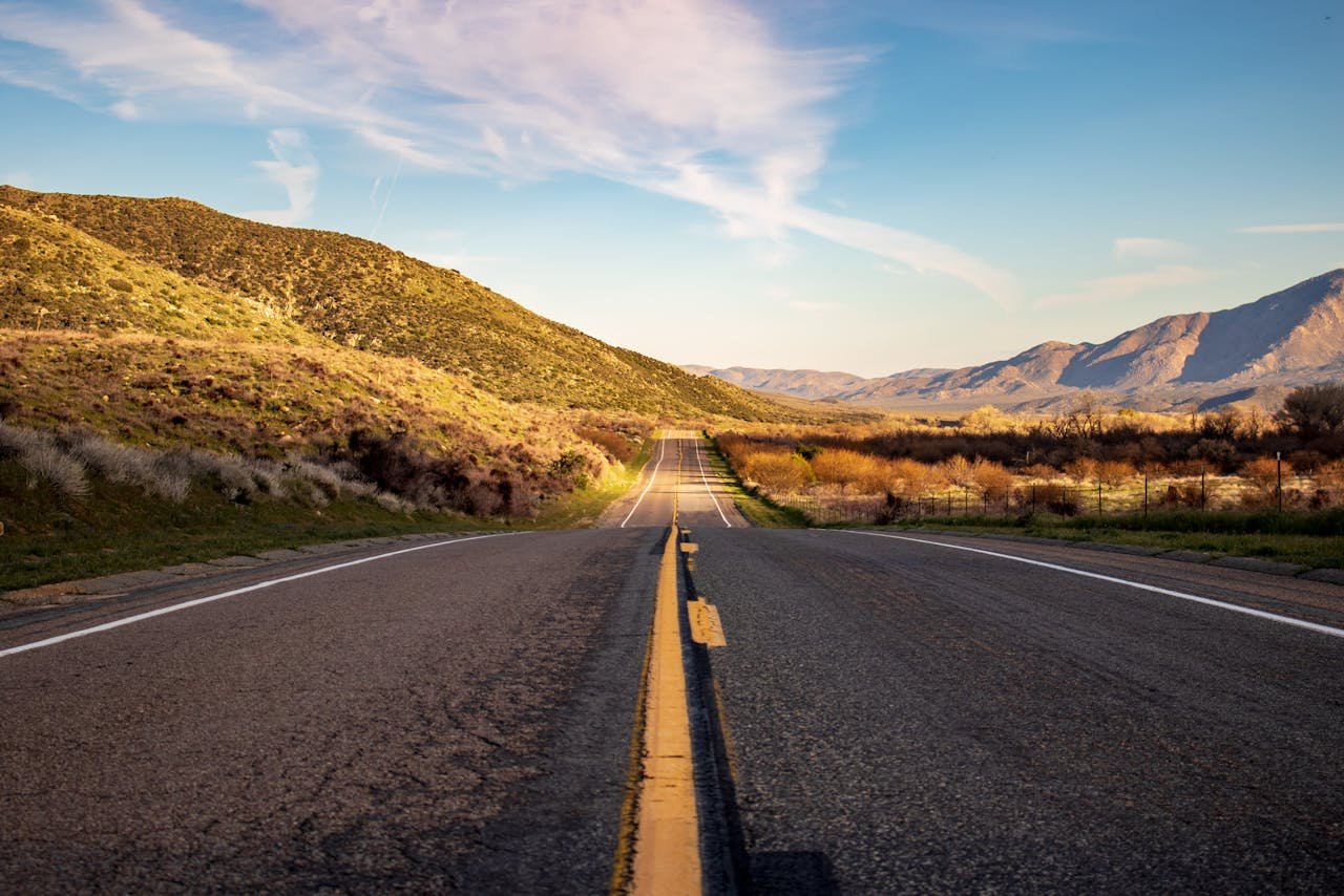 Unlocking the Road to Compliance: Why Truckers Trust DOT Registrations