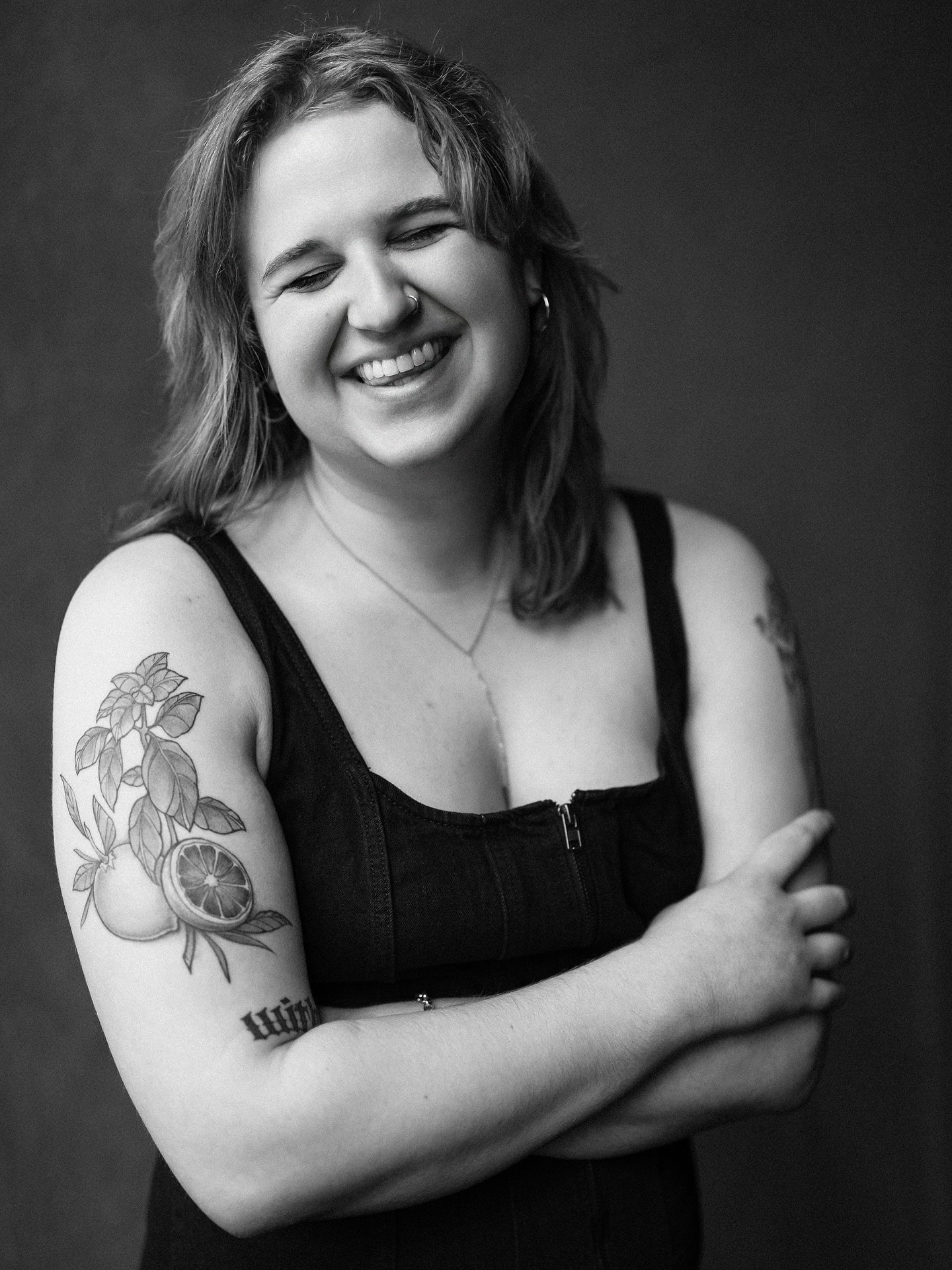 I view every photo experience the same&mdash;whether it&rsquo;s a headshot, branding session, boudoir, or senior portraits.⁣
⁣
It&rsquo;s never just about the photos.⁣
⁣
It&rsquo;s a healing experience.
A connecting experience.
A brave experience.
⁣
