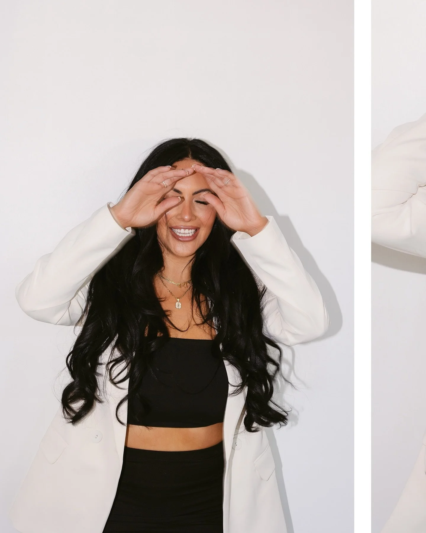 Okay babes&hellip; can we just talk about how obsessed I am with this branding shoot for SKN + SOL? 🫶

I&rsquo;ve been working with Reyna for YEARS and every single time, she blows me away. Honestly&mdash;every woman that sits in her chair walks out