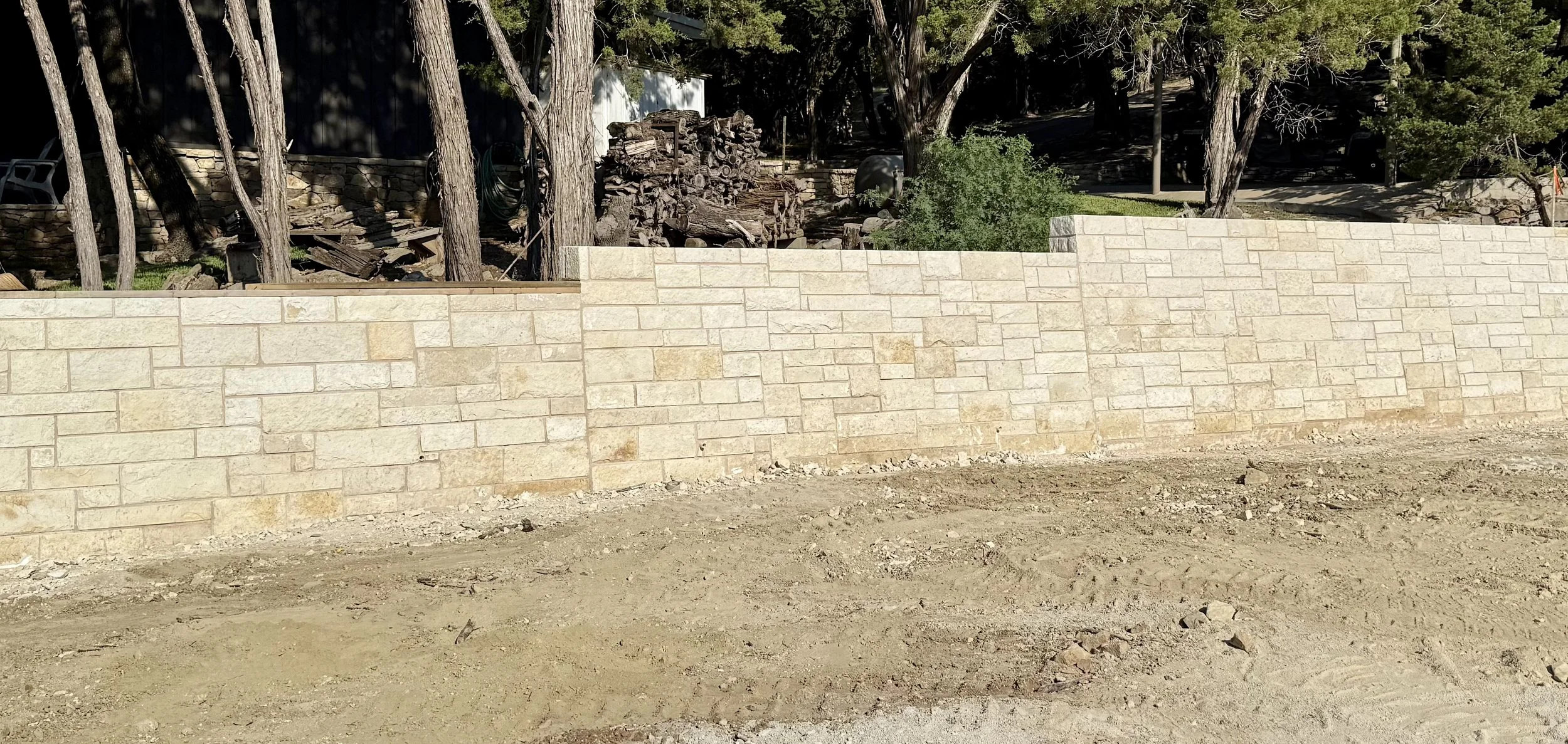 WHITE AUSTIN (ASHLAR PATTERN)