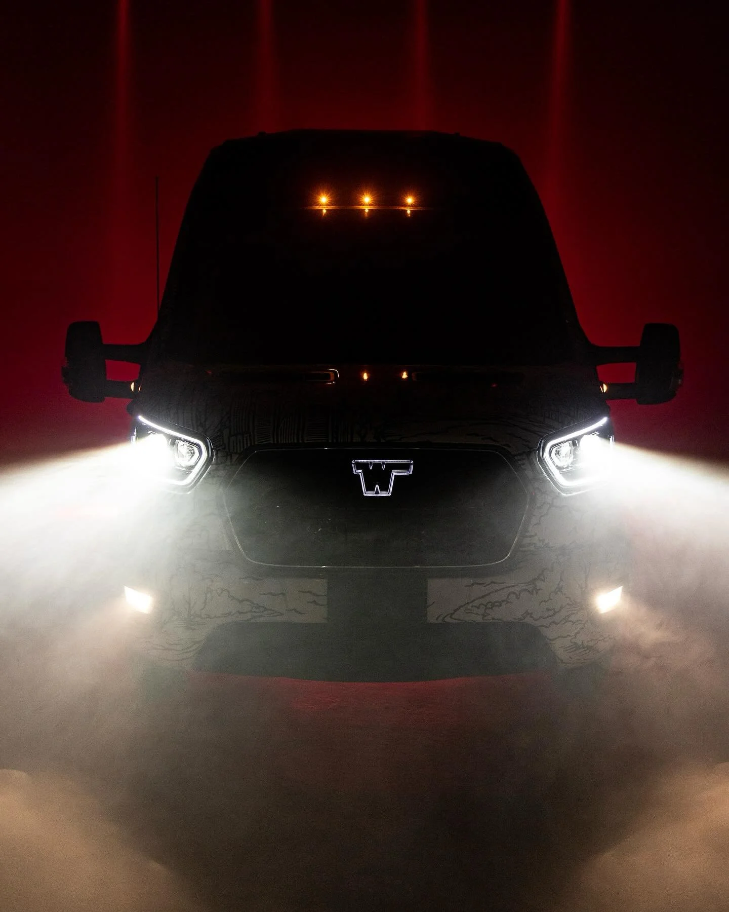 Absolute blast with @rally_studios_official @anthonyjaska @dptaplin and @mattroussin on this one. Killer team to dial up some really fun frames for @winnebagorvs and the ERV2. 

Production: @rally_studios_official
Director: @anthonyjaska
Producer: @m