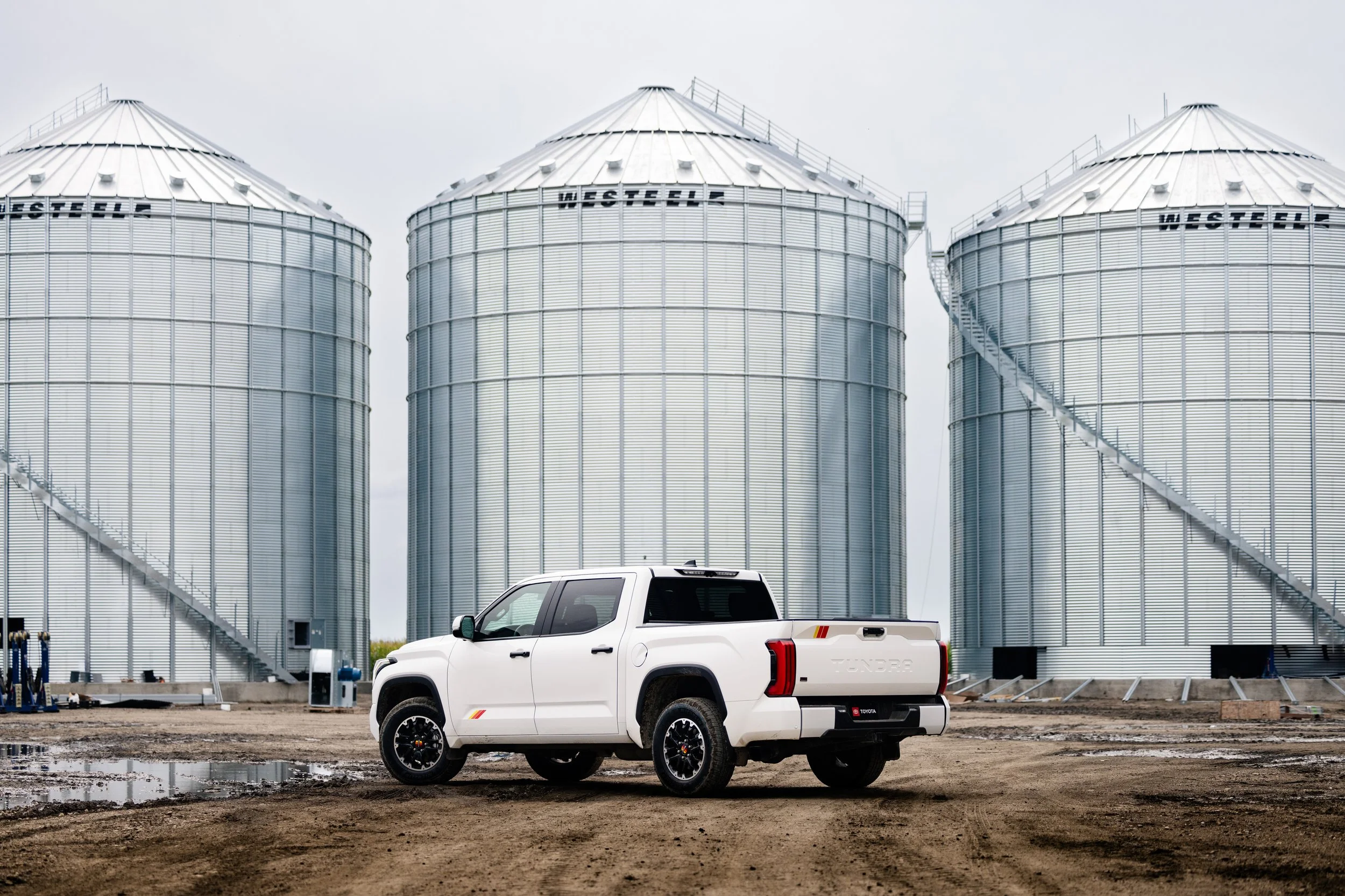 Toyota_USA_Sequoia_Tundra_Russell_Heeter_Photography-16.jpg