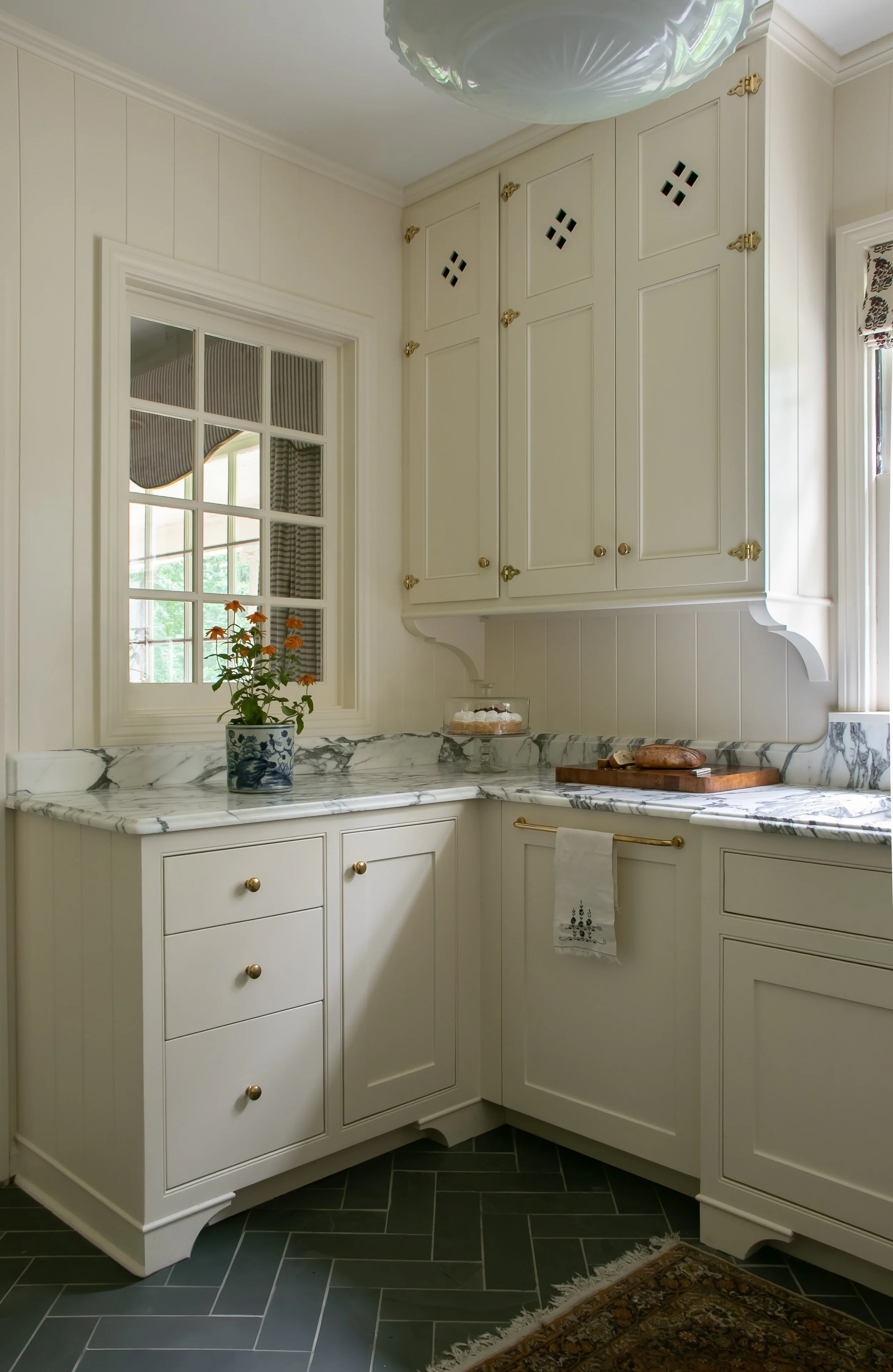 Yates Colonial Ranch Kitchen (9).jpg