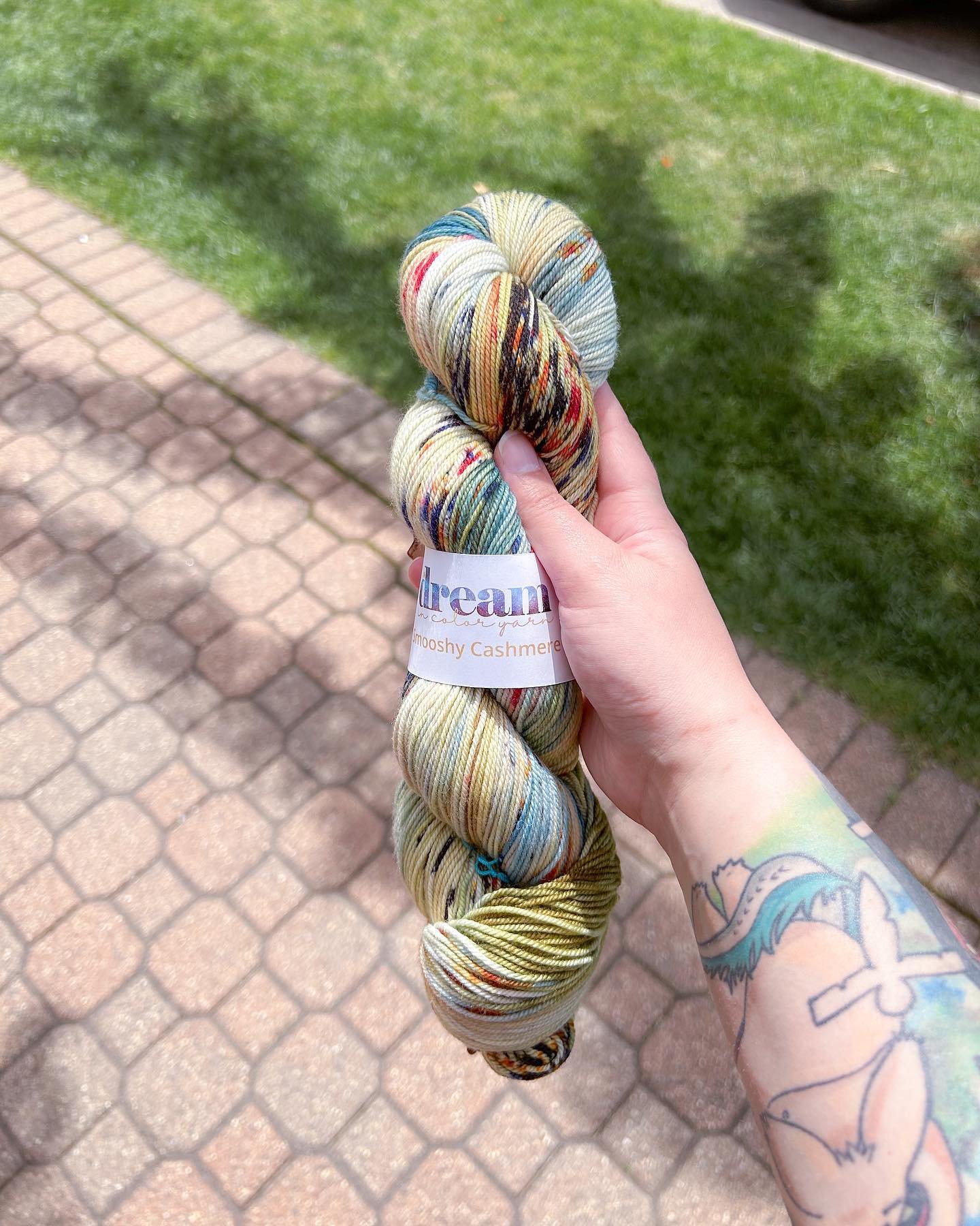 10000% recommend visiting Holland, MI during @tulip_time in May! A few highlights:
Grabbing this gorgeous, Tulip Festival inspired colorway &ldquo;Pedals and Petals&rdquo; dyed by @dreamincoloryarn purchased at @garenhuis_yarn_studio 
Snacks &amp; dr