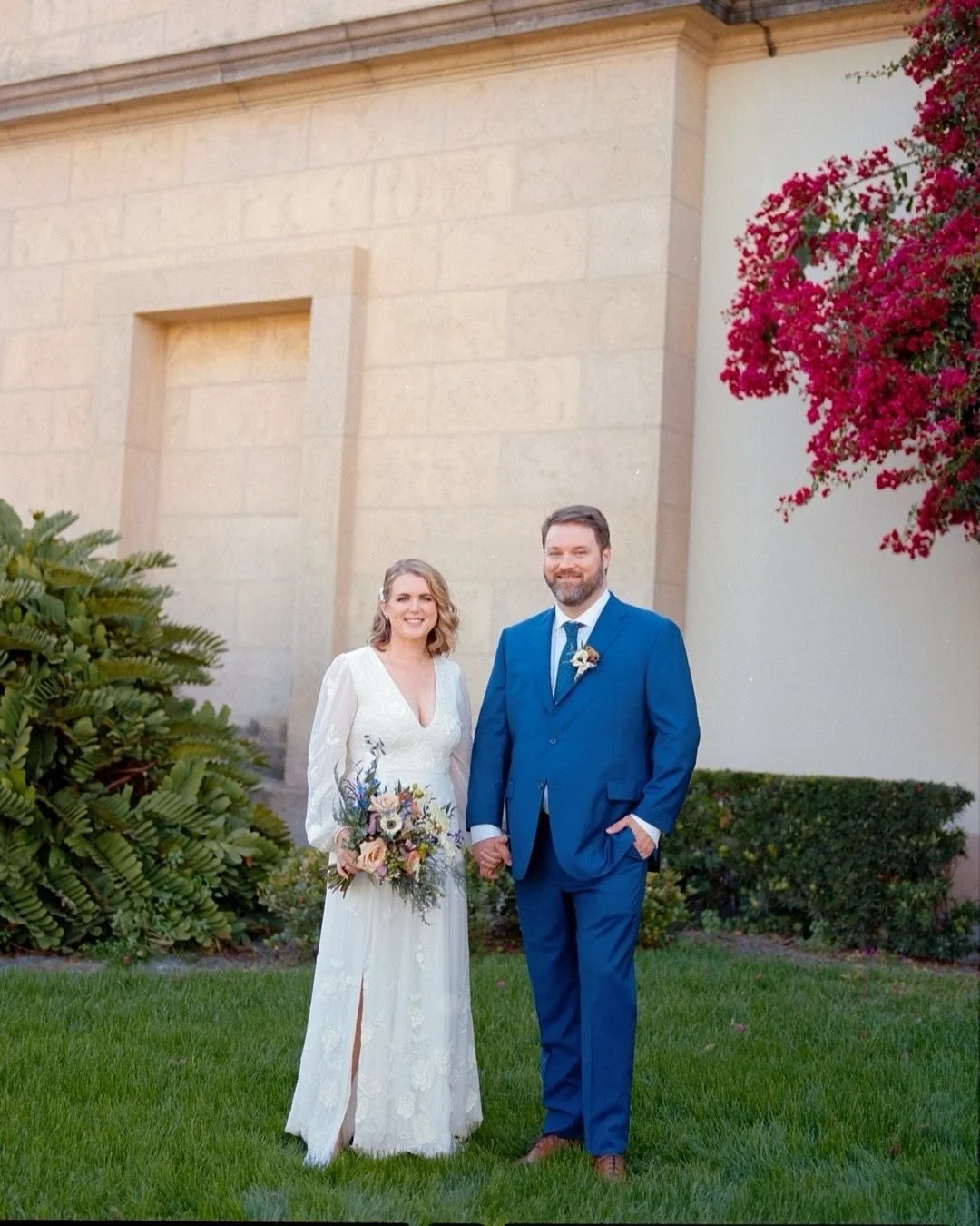 The quiet moments always win.
Captured on film before the celebration at Station House. The St. Petersburg Museum of Fine Art brings a refined energy to this corner of downtown that never goes unnoticed. Let&rsquo;s create something that feels this t