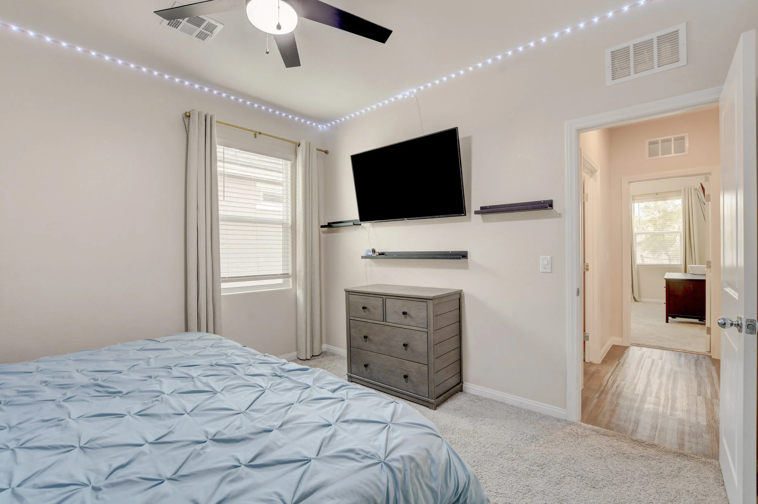 1813 Classic Novel St 017.jpg