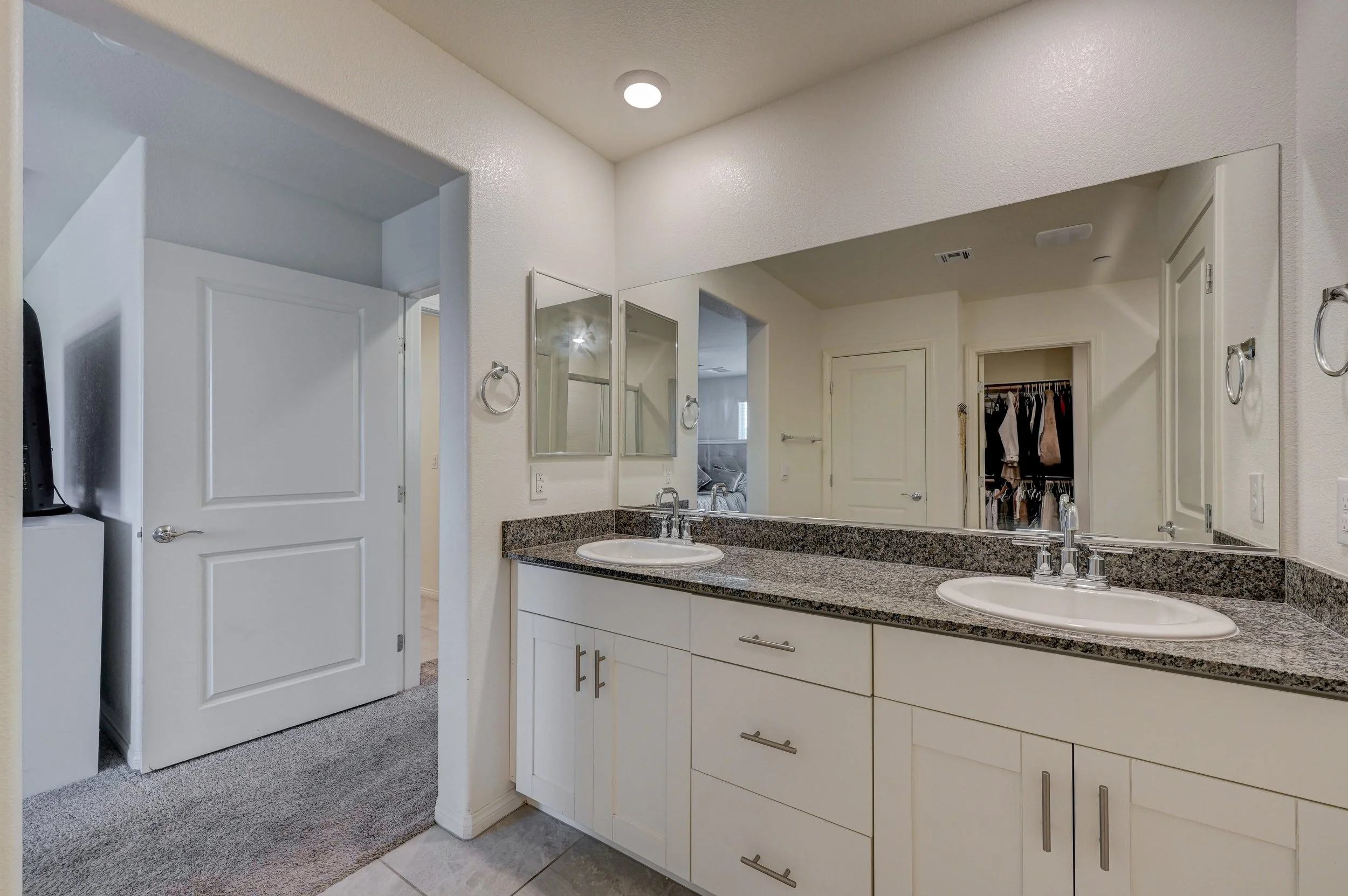 386-Larksong Ave_43.jpg