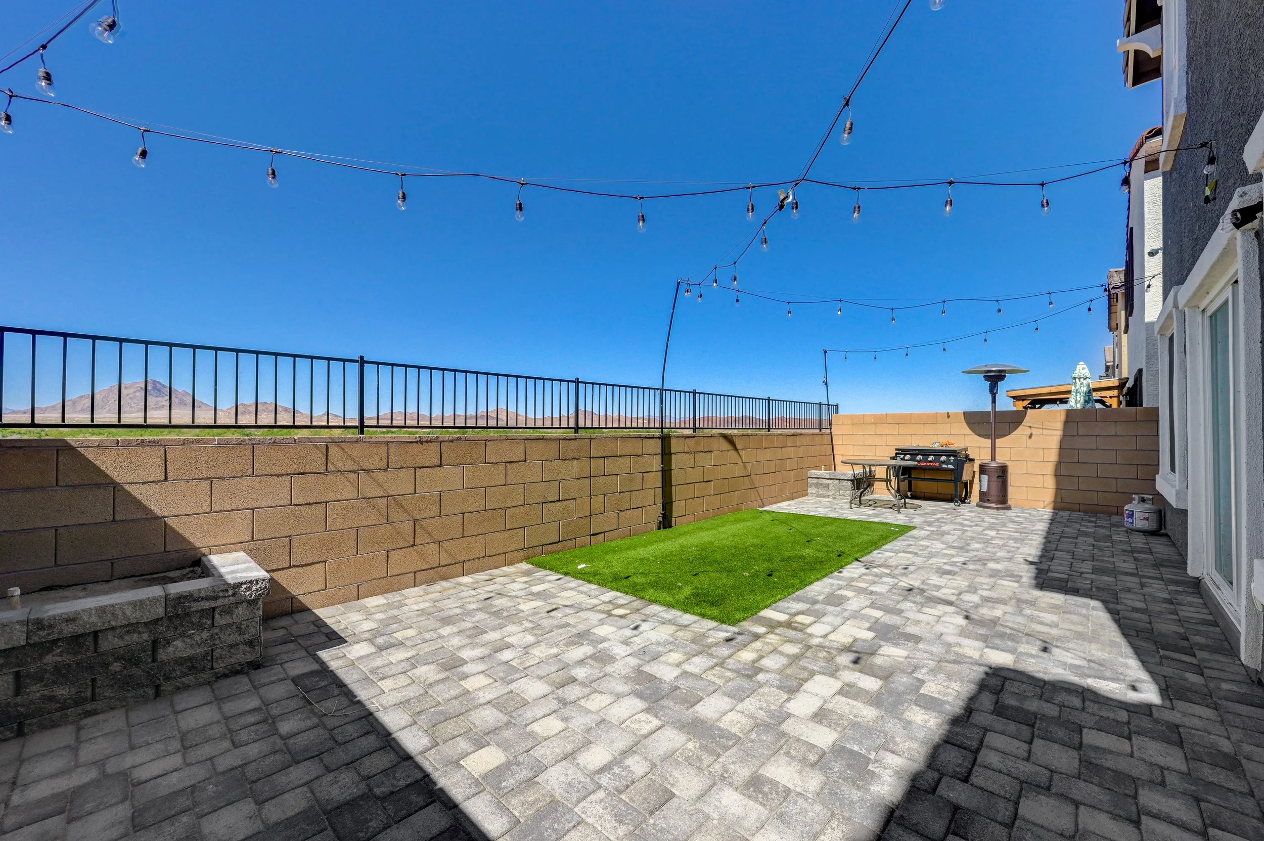386-Larksong Ave_23.jpg