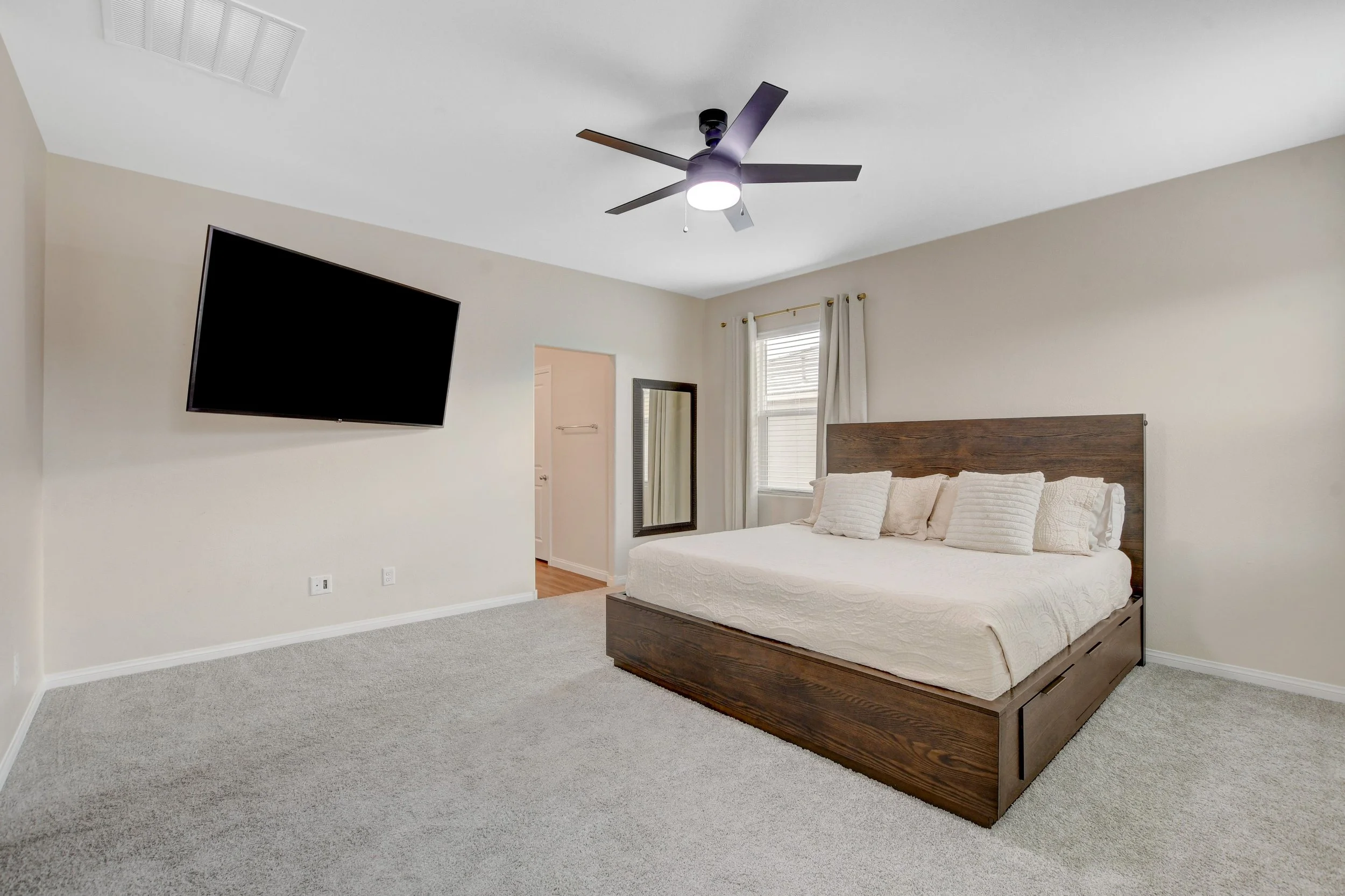 1813 Classic Novel St 038.jpg