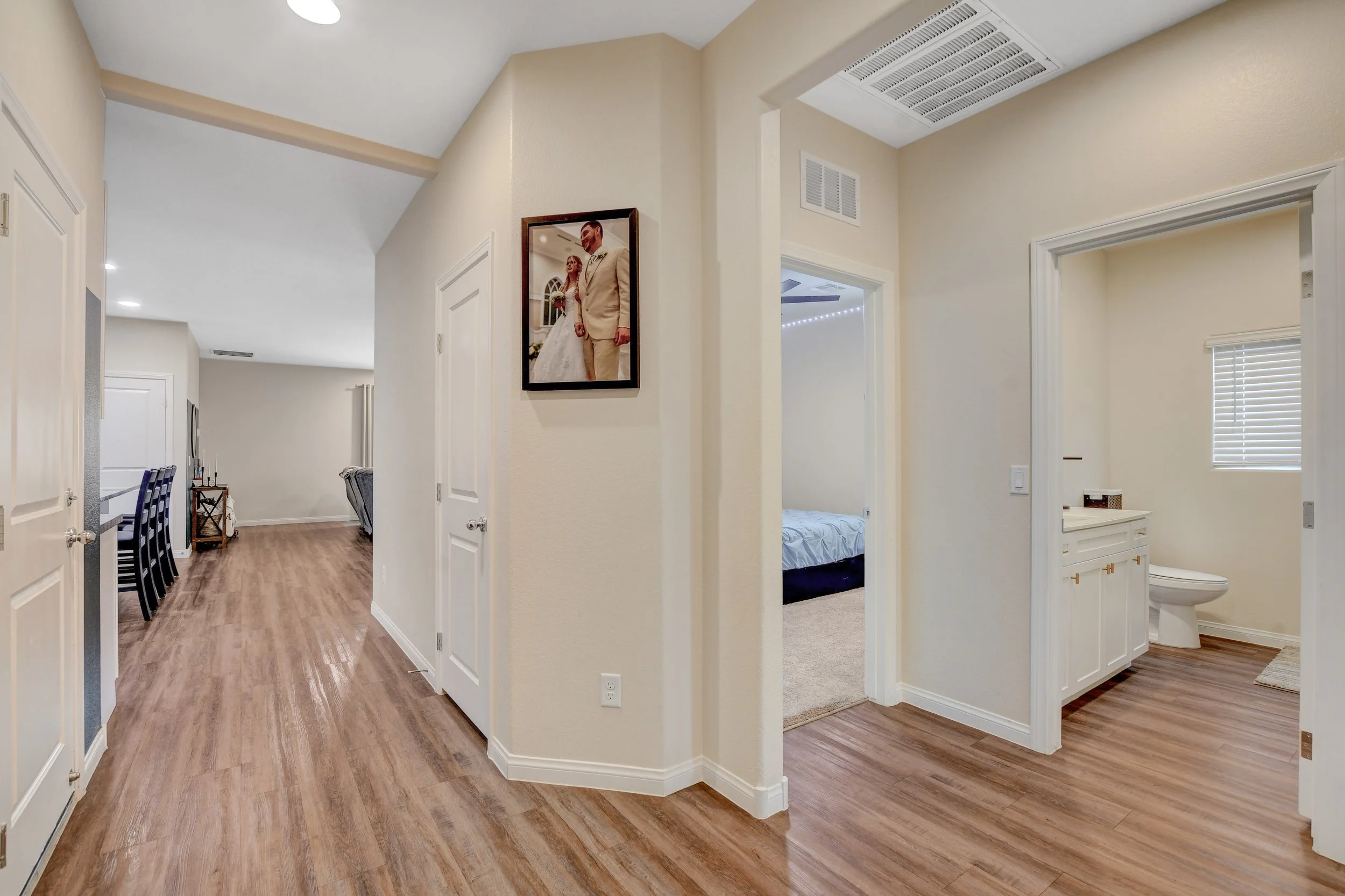 1813 Classic Novel St 006.jpg