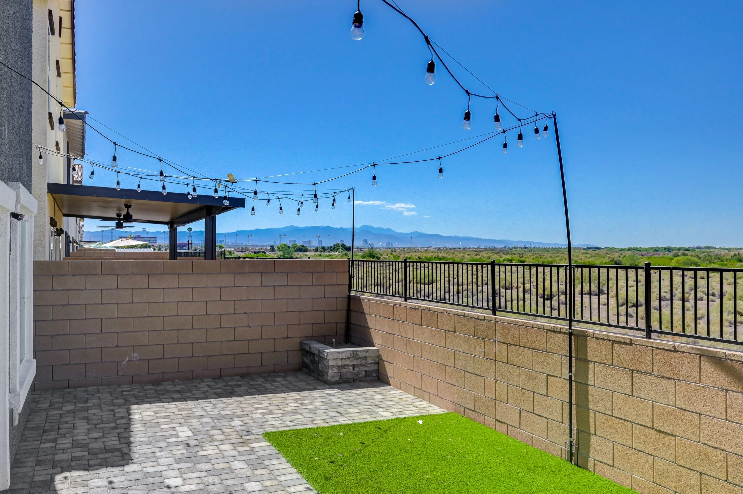 386-Larksong Ave_28.jpg