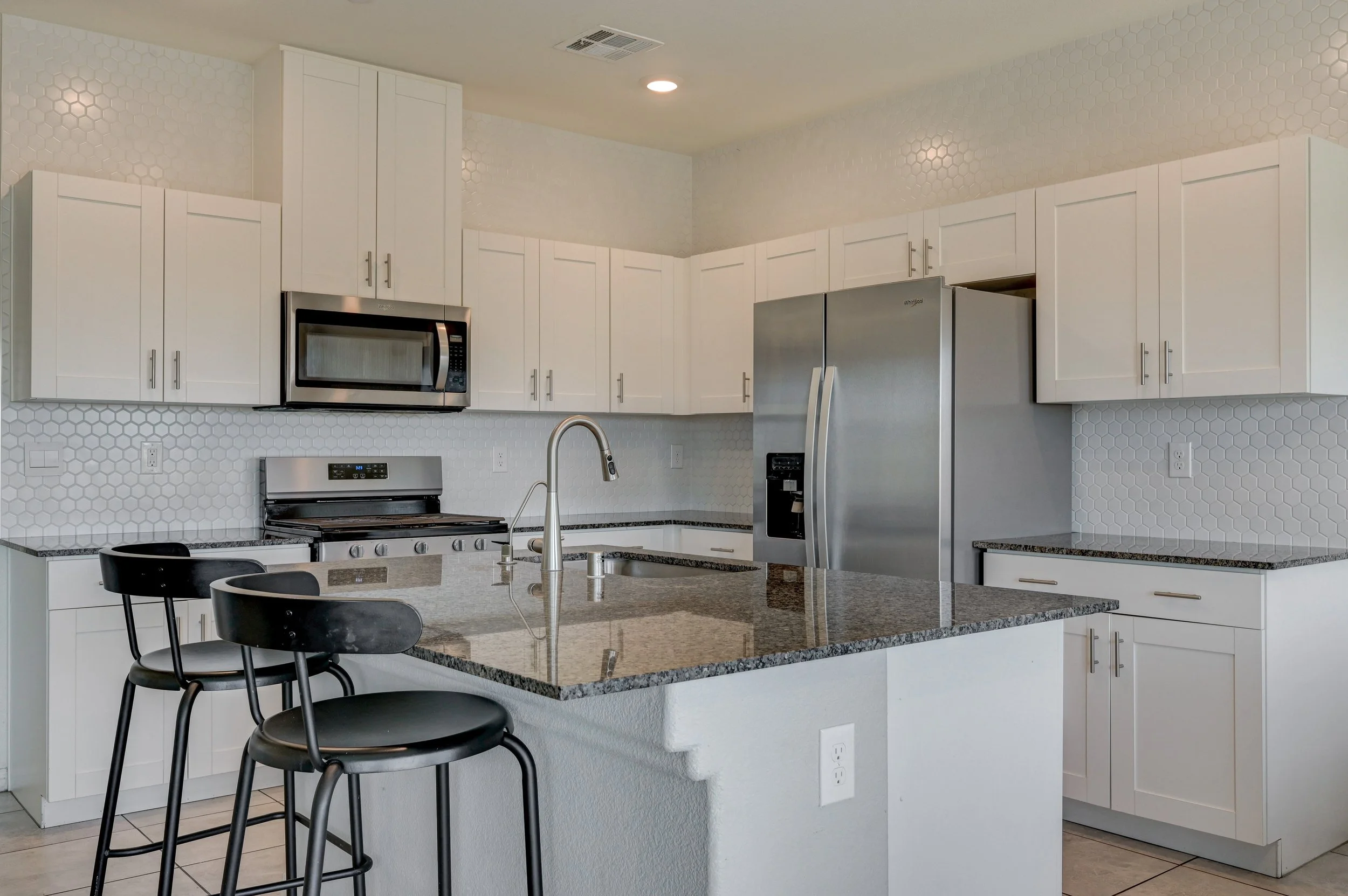 386-Larksong Ave_12.jpg
