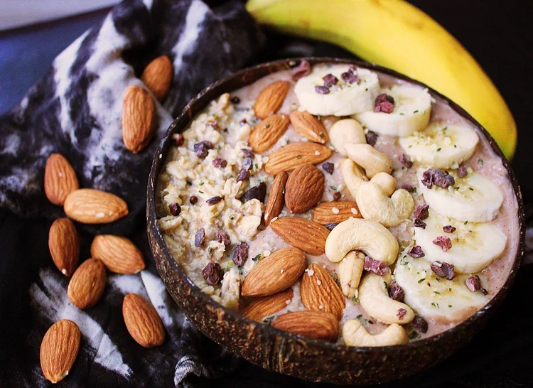 Chocolate Banana Smoothie Bowl