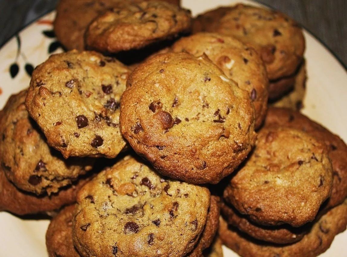 Almond Chocolate Chip Cookies