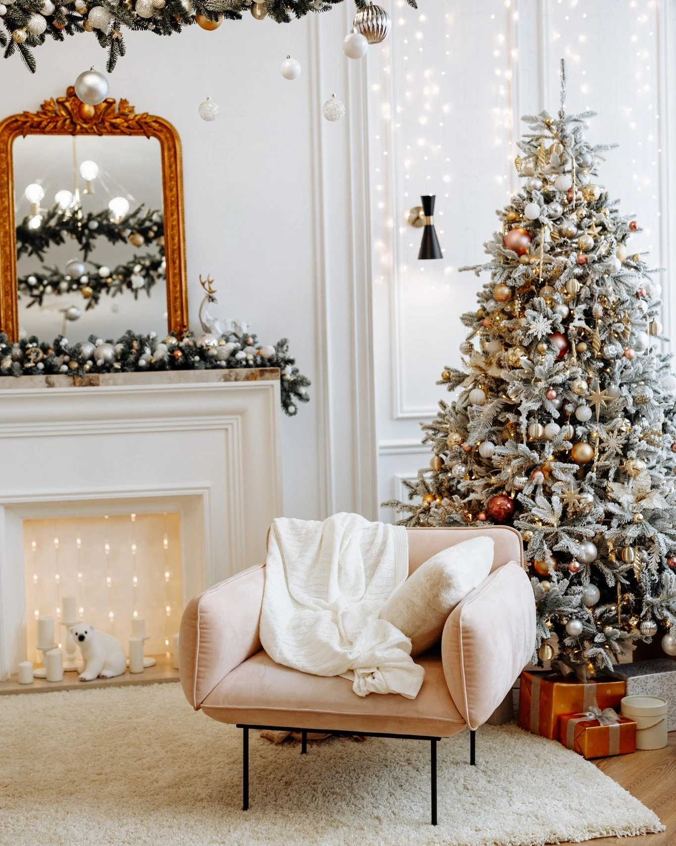 There&rsquo;s no &ldquo;right&rdquo; way to do Christmas at home. For some, it&rsquo;s a house full of people. For others, it&rsquo;s a quiet morning, a good cup of coffee, and the glow of the tree.

This season, I&rsquo;d love to know&mdash;
✨ What&