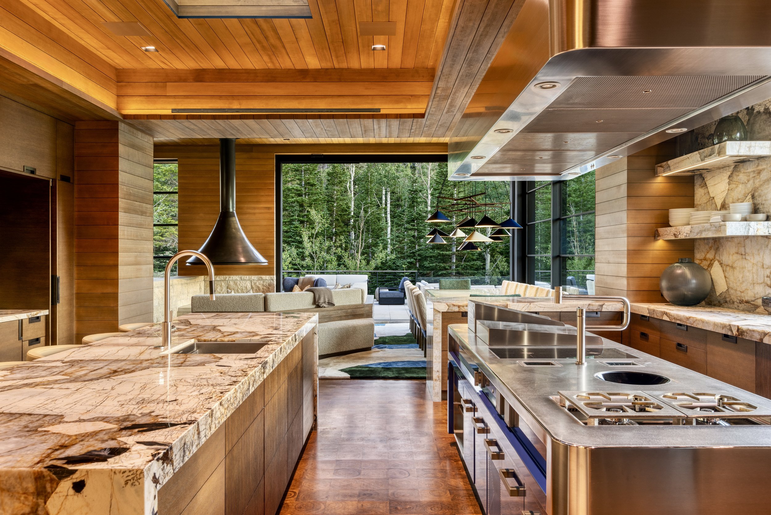 KITCHEN_SIDE_VIEW.jpg