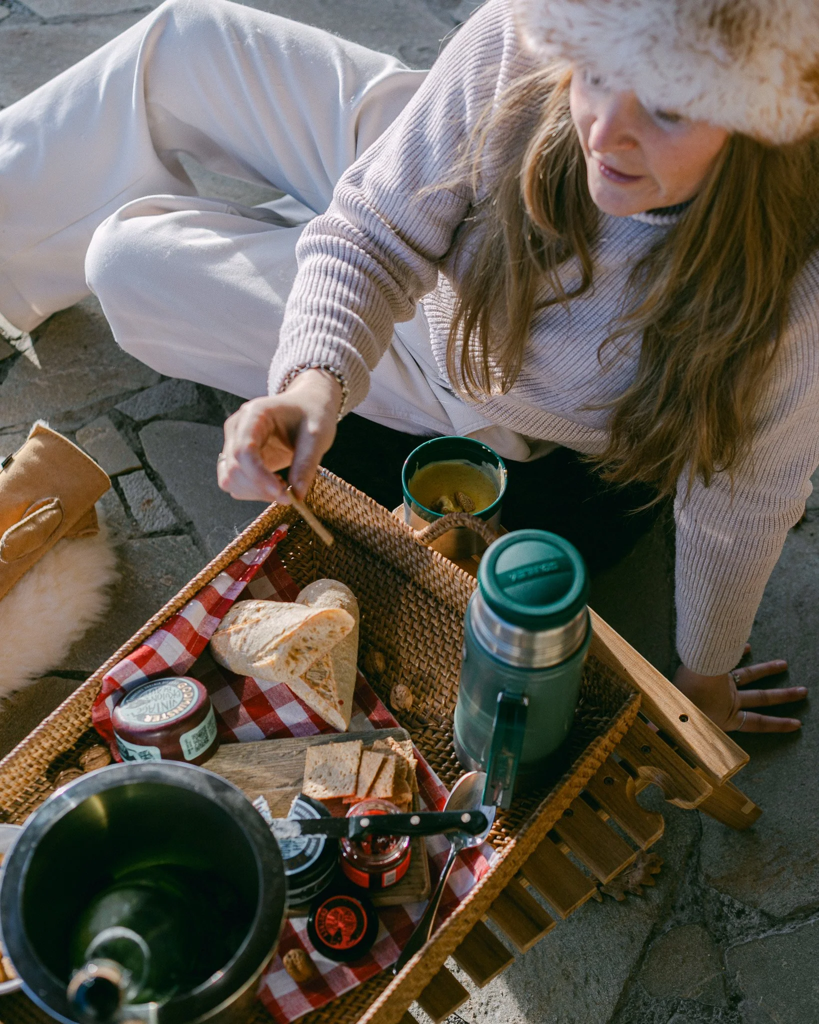 Seasonal British Picnicscape Styled Outdoors in Somerset | Gemma Duck / Picnic Planning