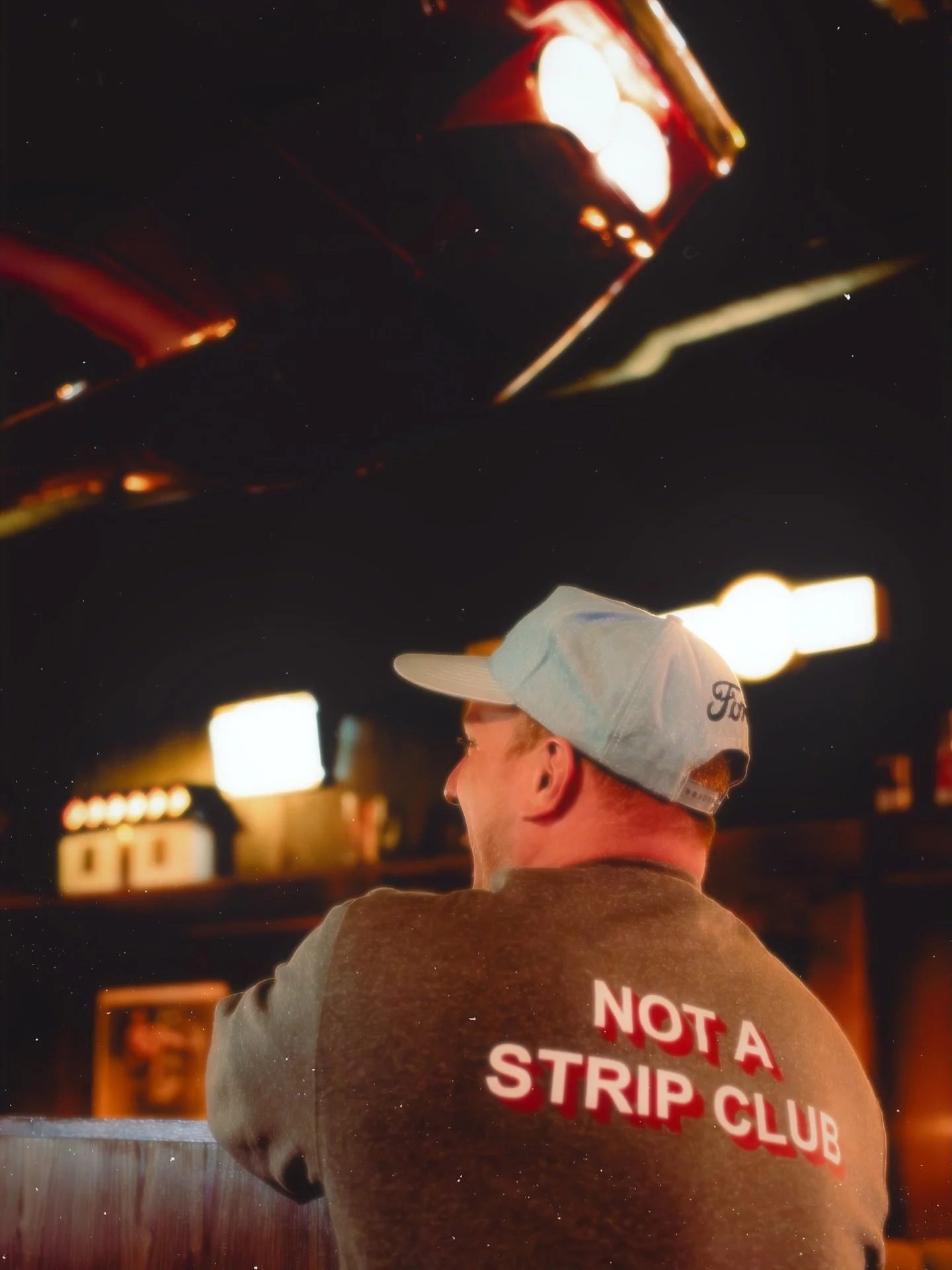 🍂💀🎃 Celebrating these autumnal temps at Busty&rsquo;s with cozy heather grey sweatshirts! Get yours today at brunch before they sell out! 🍂💀🎃