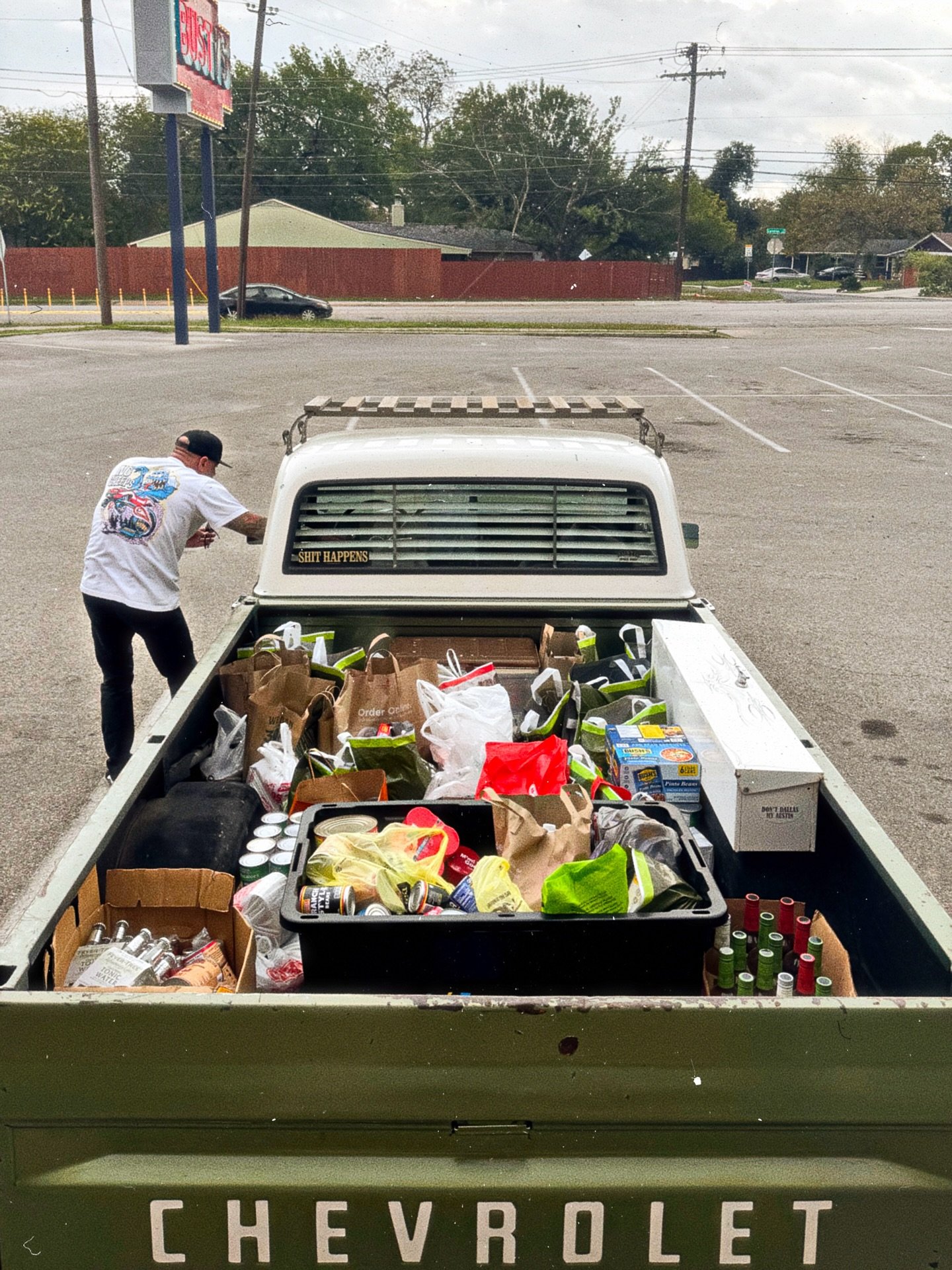 🎉 💪 Big thanks to everyone who got into the spirit of giving at Sunday&rsquo;s CANNED HEAT CAR SHOW! Not only did we get a truck full of donations, @theneighborhoodtattoo raised $1350 which feeds 300 people through Pflugerville Food Bank! That&rsqu
