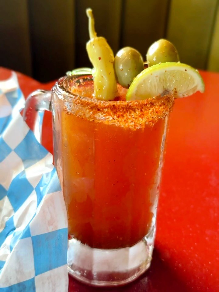 ✨Busty&rsquo;s Brunch every Saturday and Sunday 11-4! ✨From Waffles &amp; Ribs, Breakfast Burrito, to our Famous Burnout Bun it all goes down well with a Michi or Beermosa. Come and get it✨