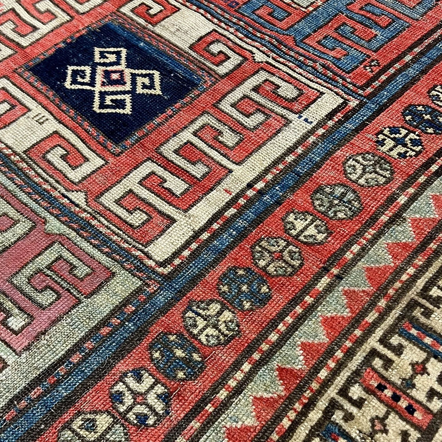 G14757_3.jpg