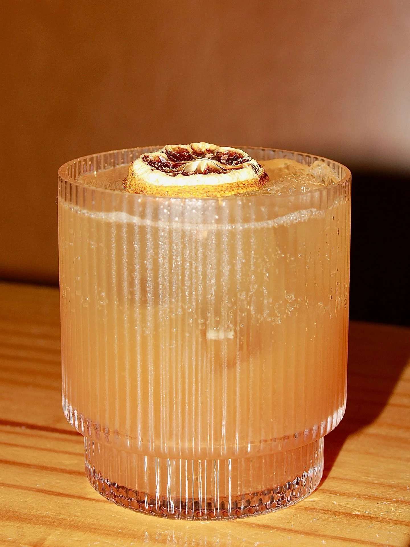 Our October Cocktail of the month: Aki (ah-Kee)

💫 Legent bourbon
💫 honey ginger syrup 
💫 fresh apple juice 
💫 squeeze of lemon
💫 topped with soda and shaved cinnamon

Available for $11 during happy hour 🥂 

📍 442 W. Grand Central Avenue ste. 